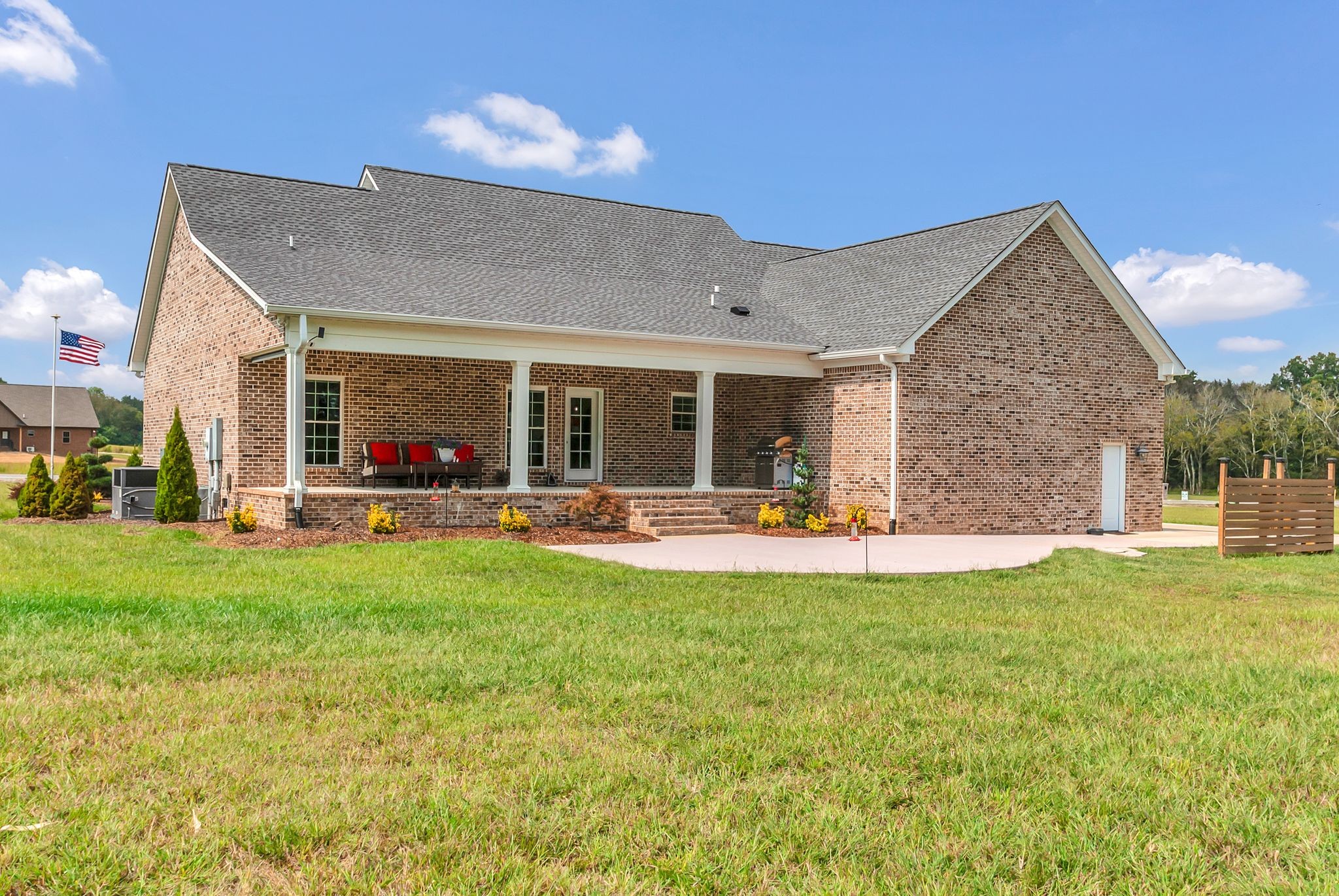 63 Hurst Dr