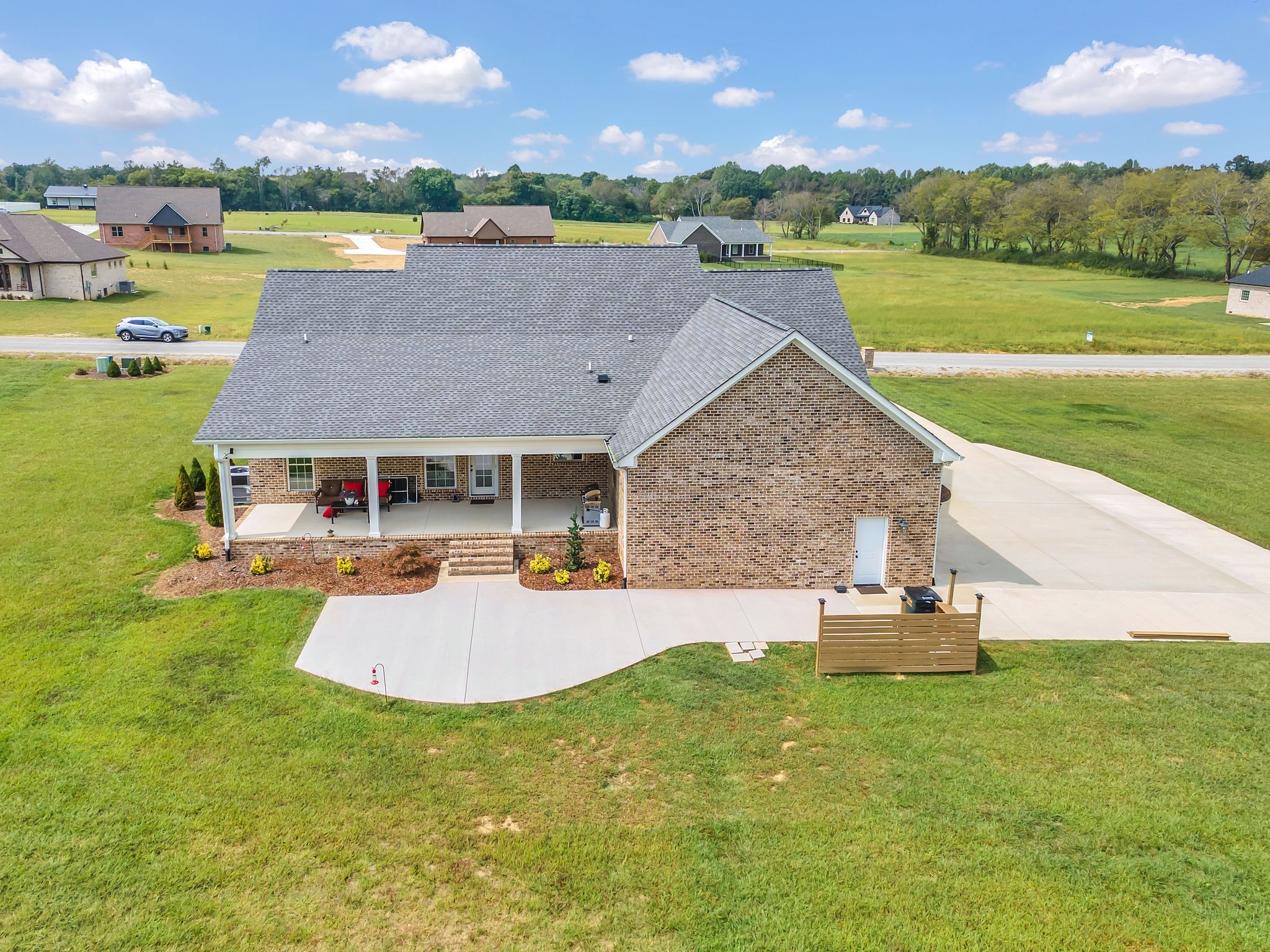 63 Hurst Dr