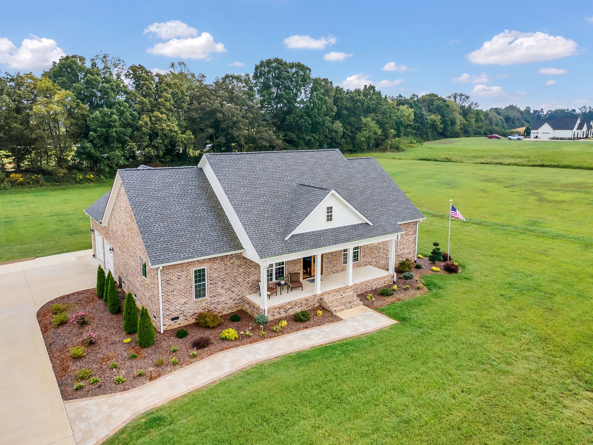 63 Hurst Dr