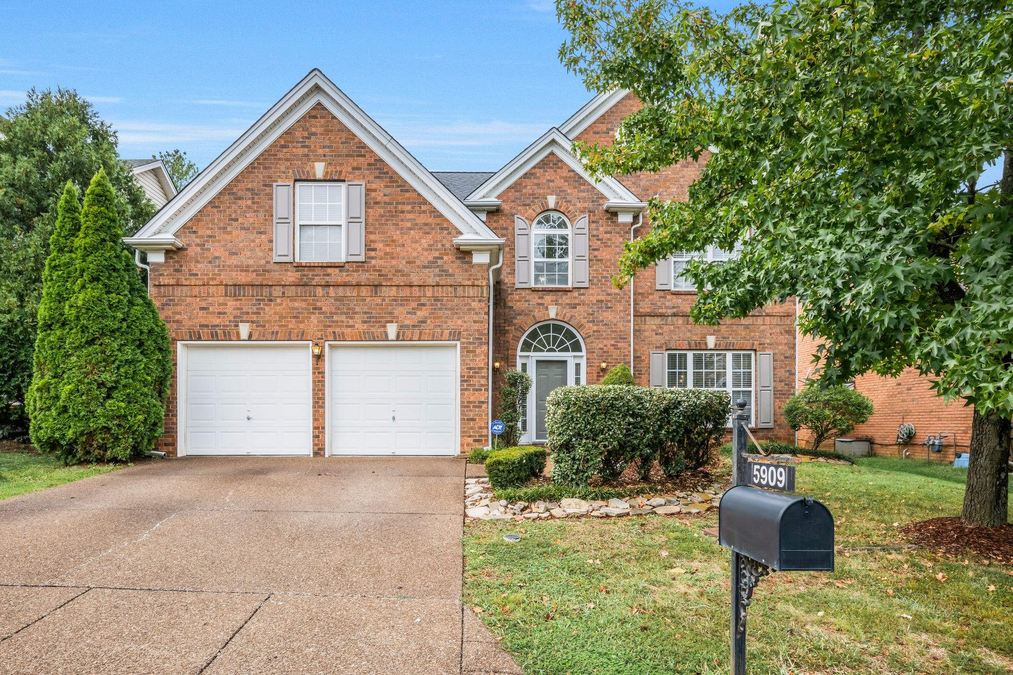 5909 Westheimer Dr