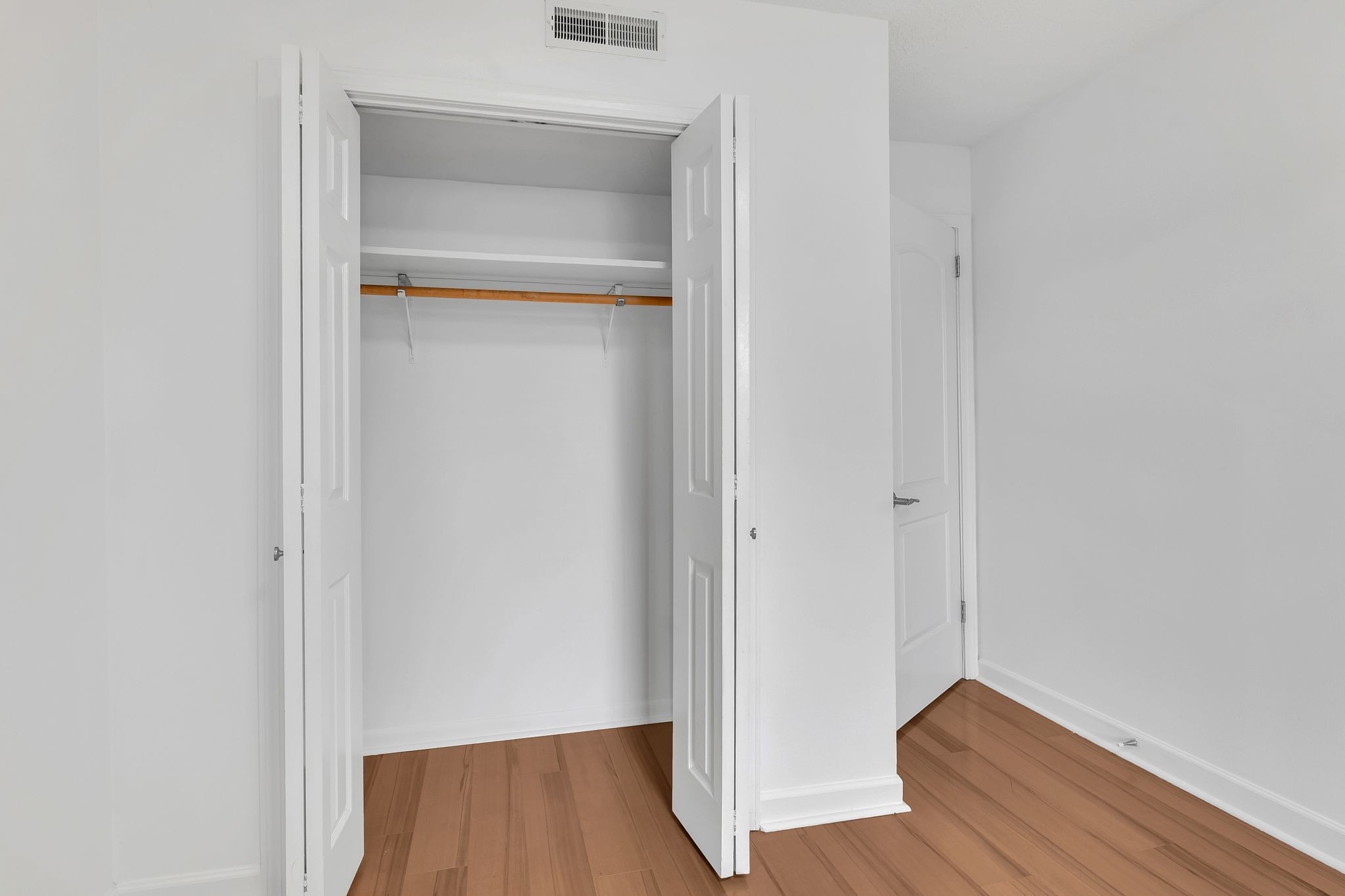 6680 Charlotte Pike Unit: E1