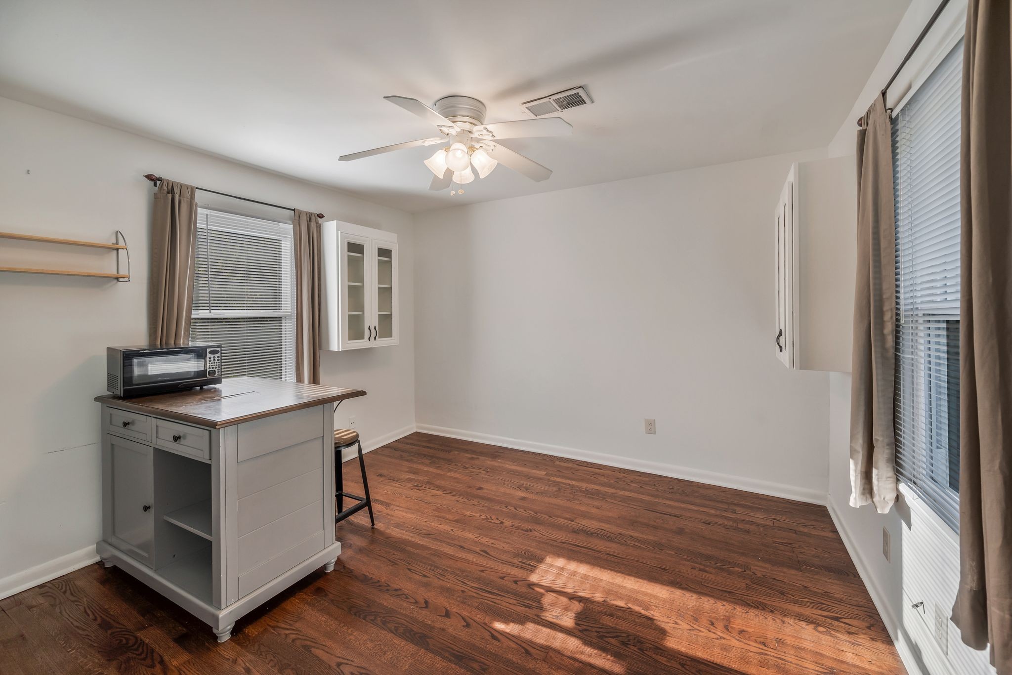 3735 Central Ave Unit: B2