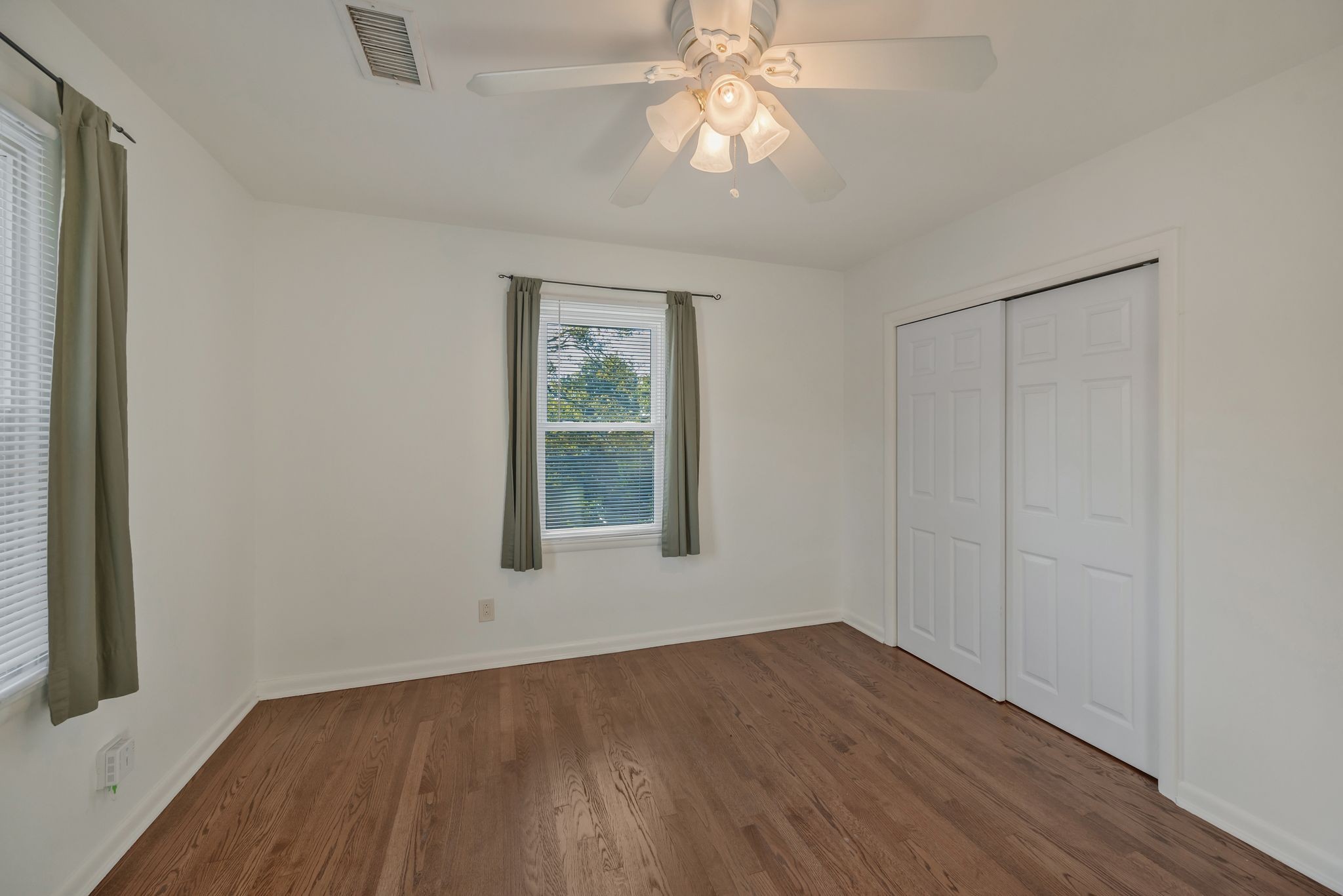 3735 Central Ave Unit: B2