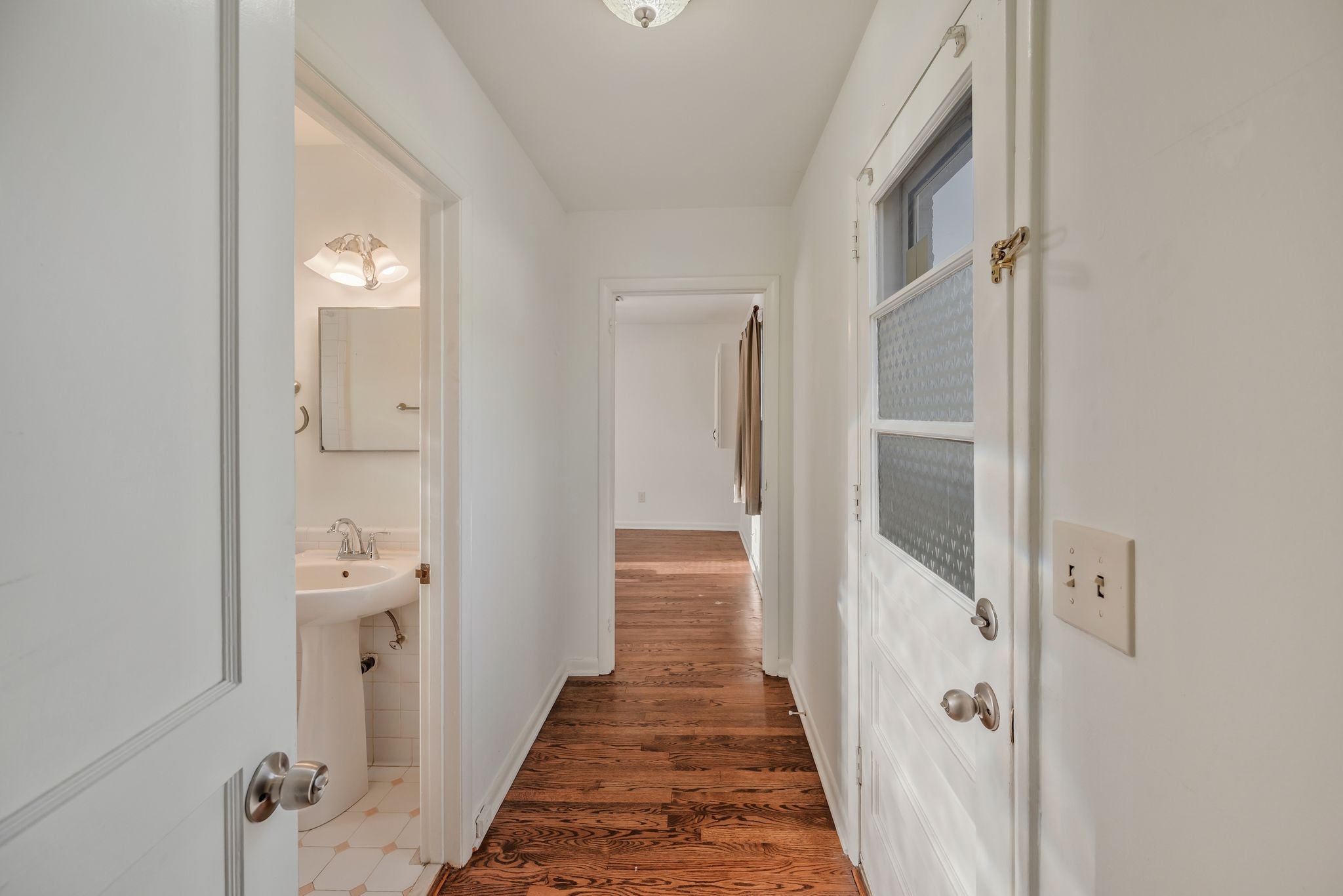3735 Central Ave Unit: B2