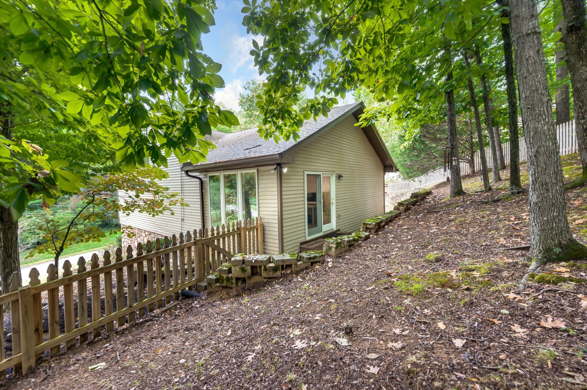 504 Wagon Ct