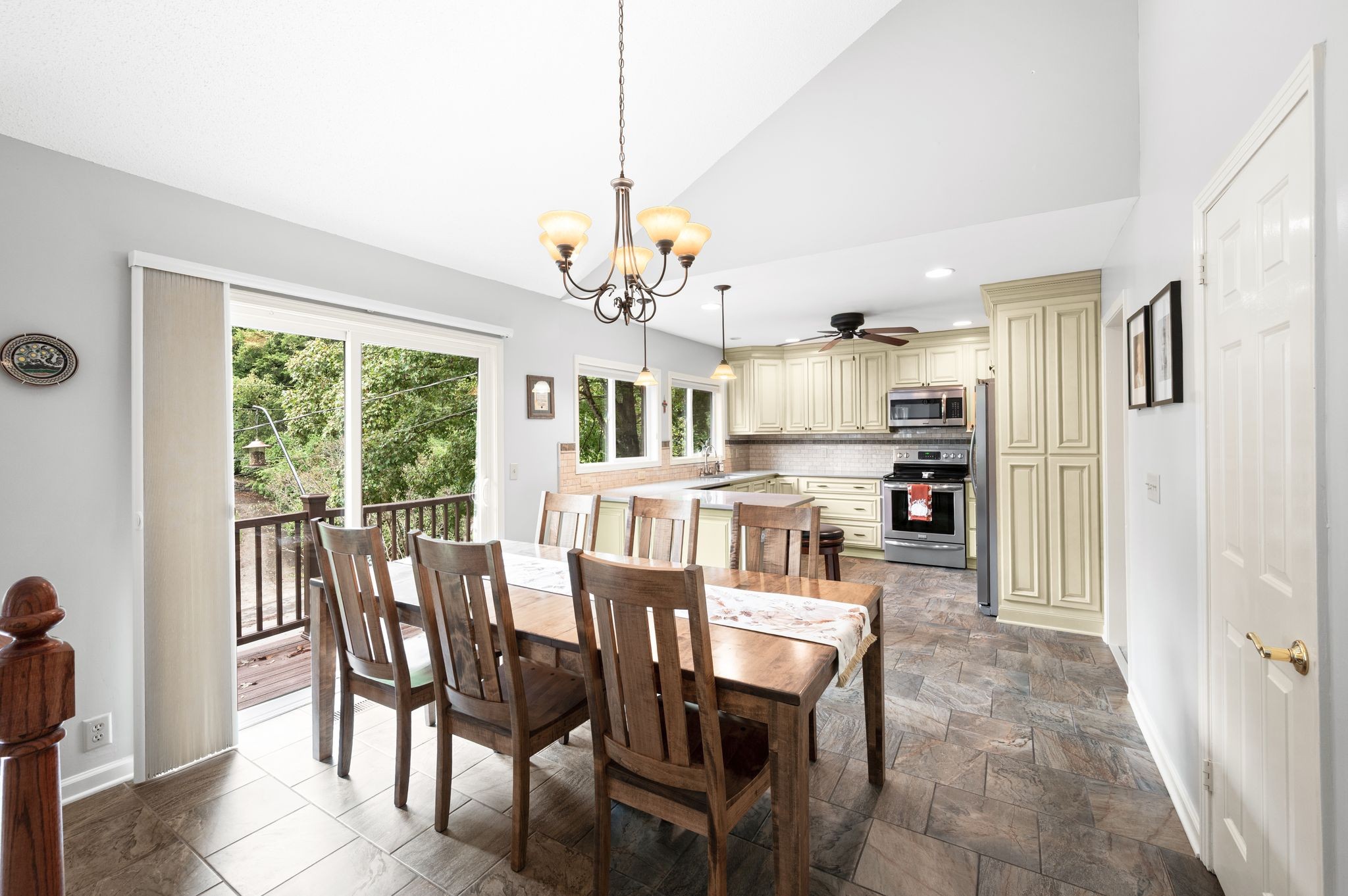 504 Wagon Ct