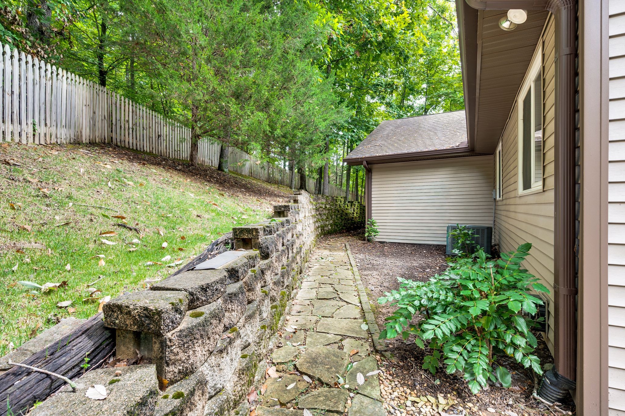 504 Wagon Ct