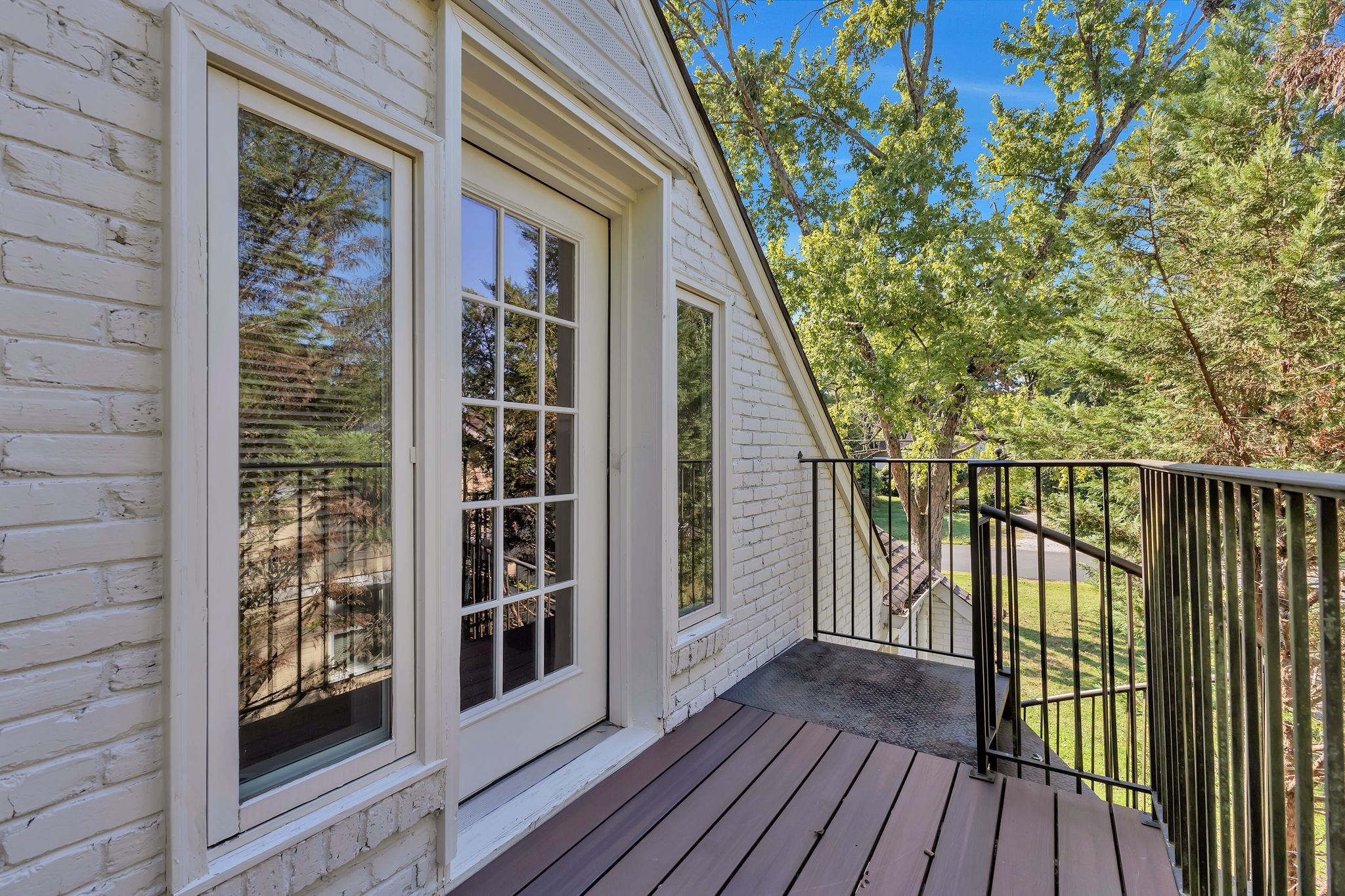 1116 Belvidere Dr