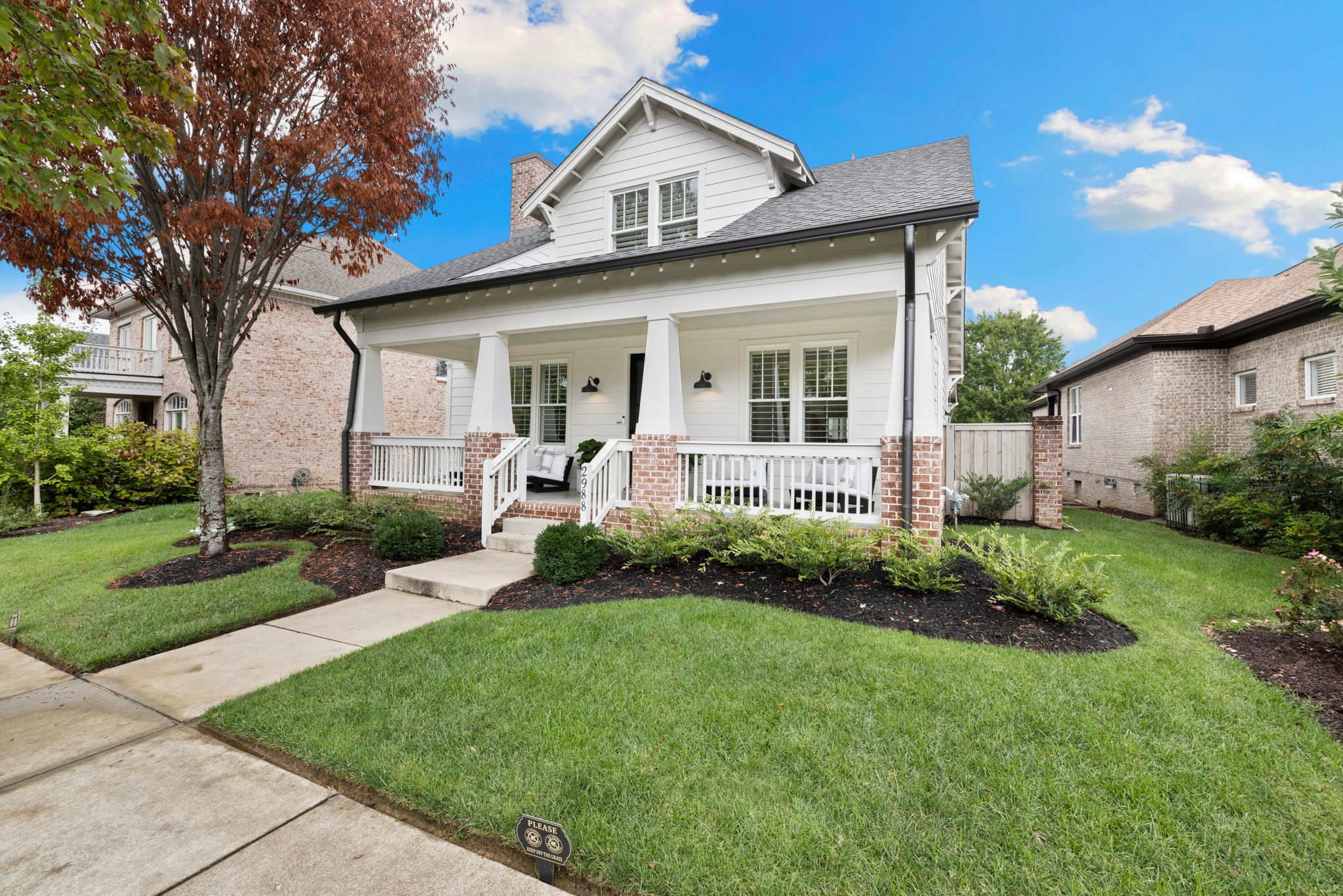 2988 Americus Dr