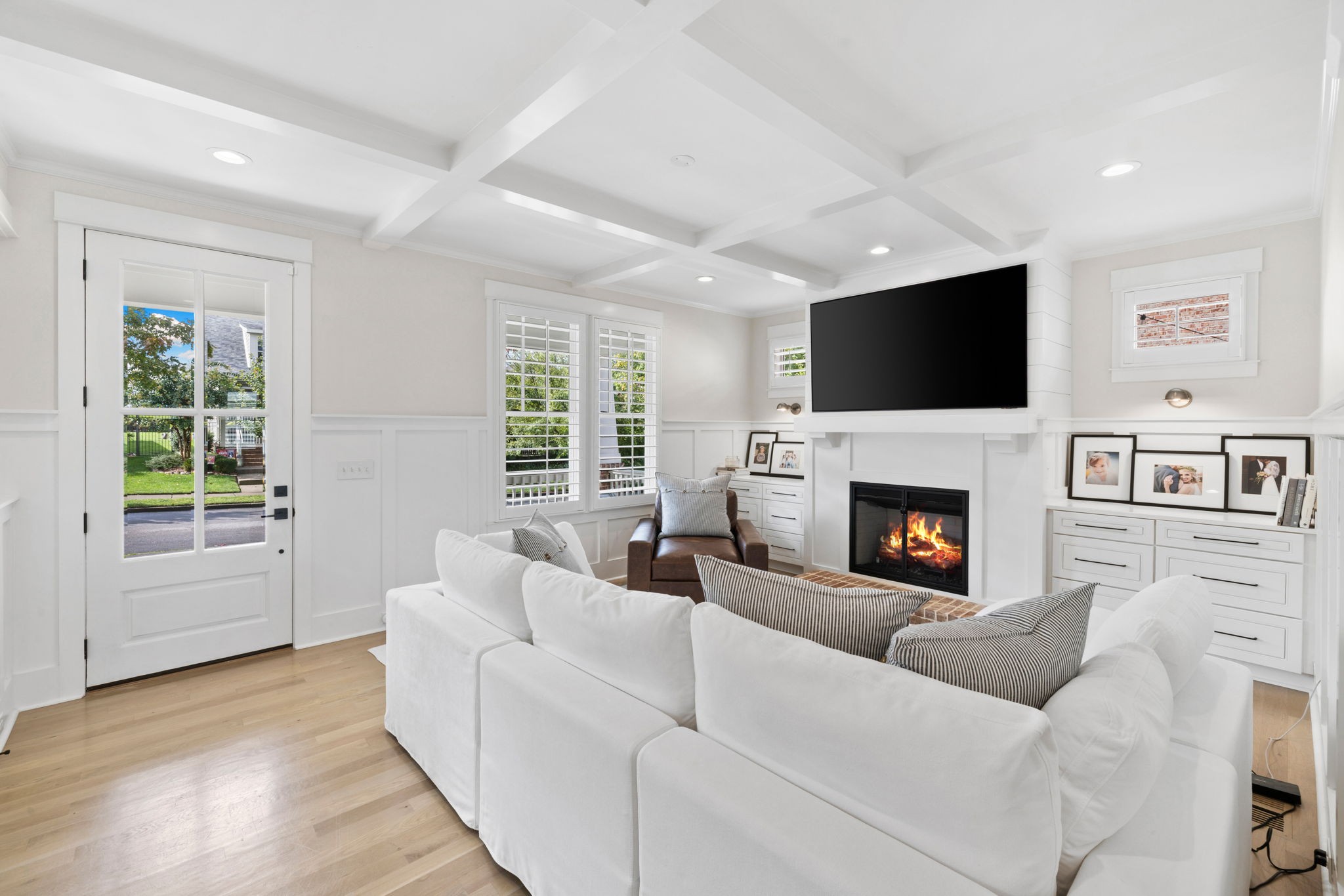 2988 Americus Dr