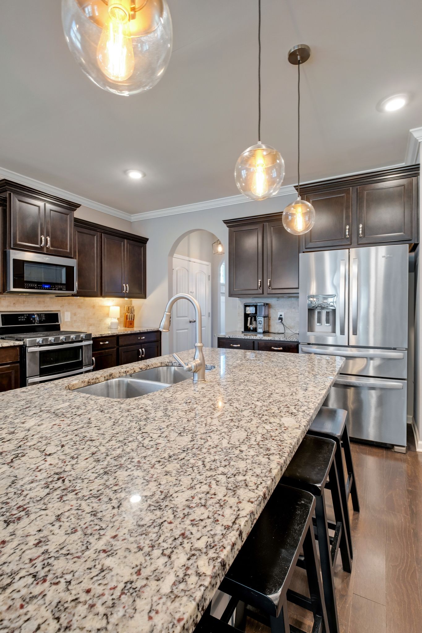 4973 Napoli Dr