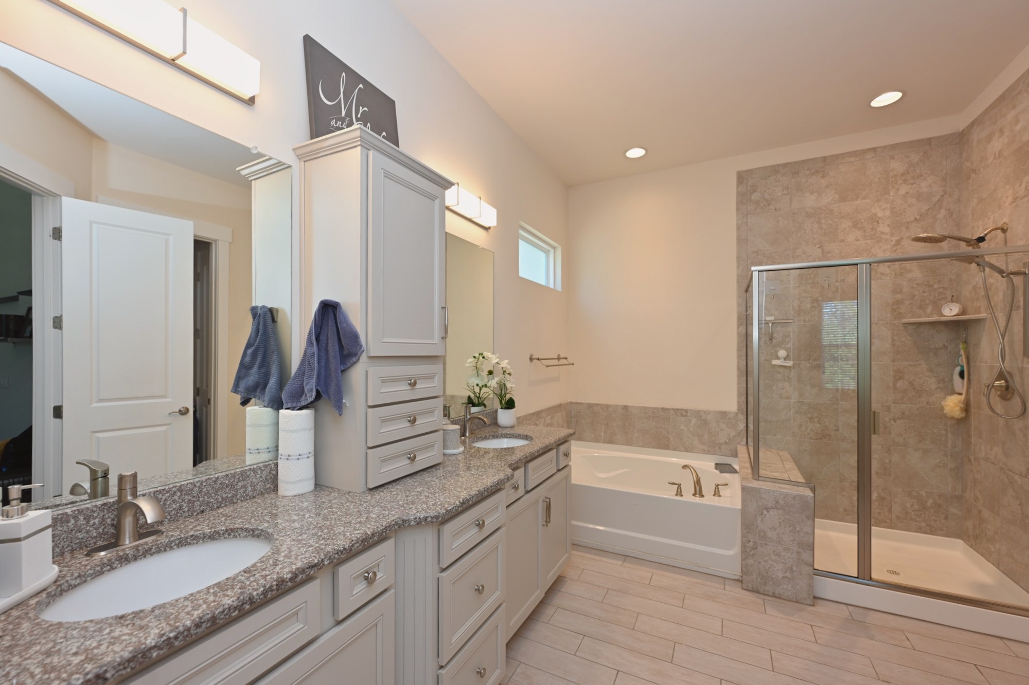 1038 Amelia Park Dr