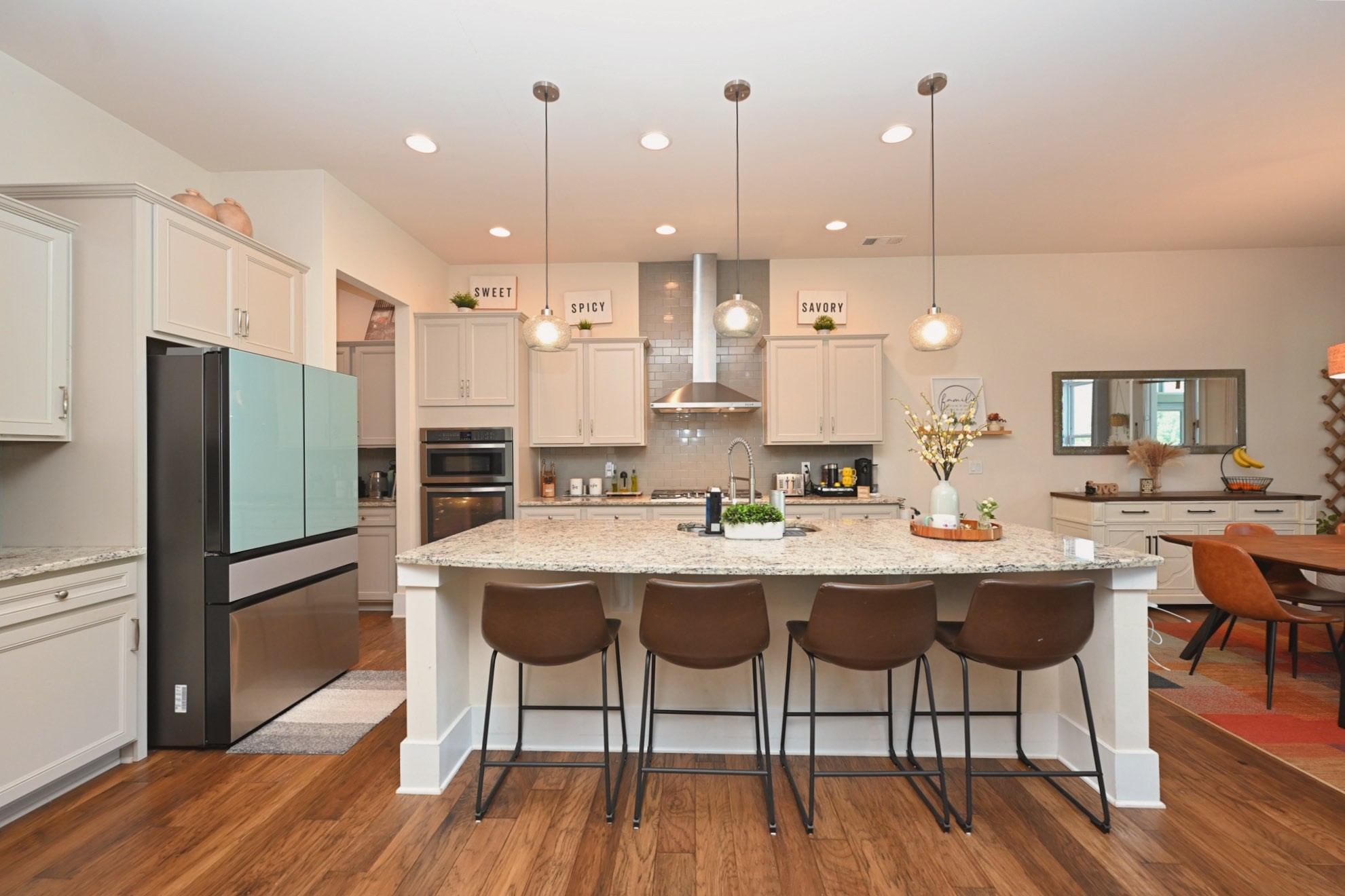 1038 Amelia Park Dr