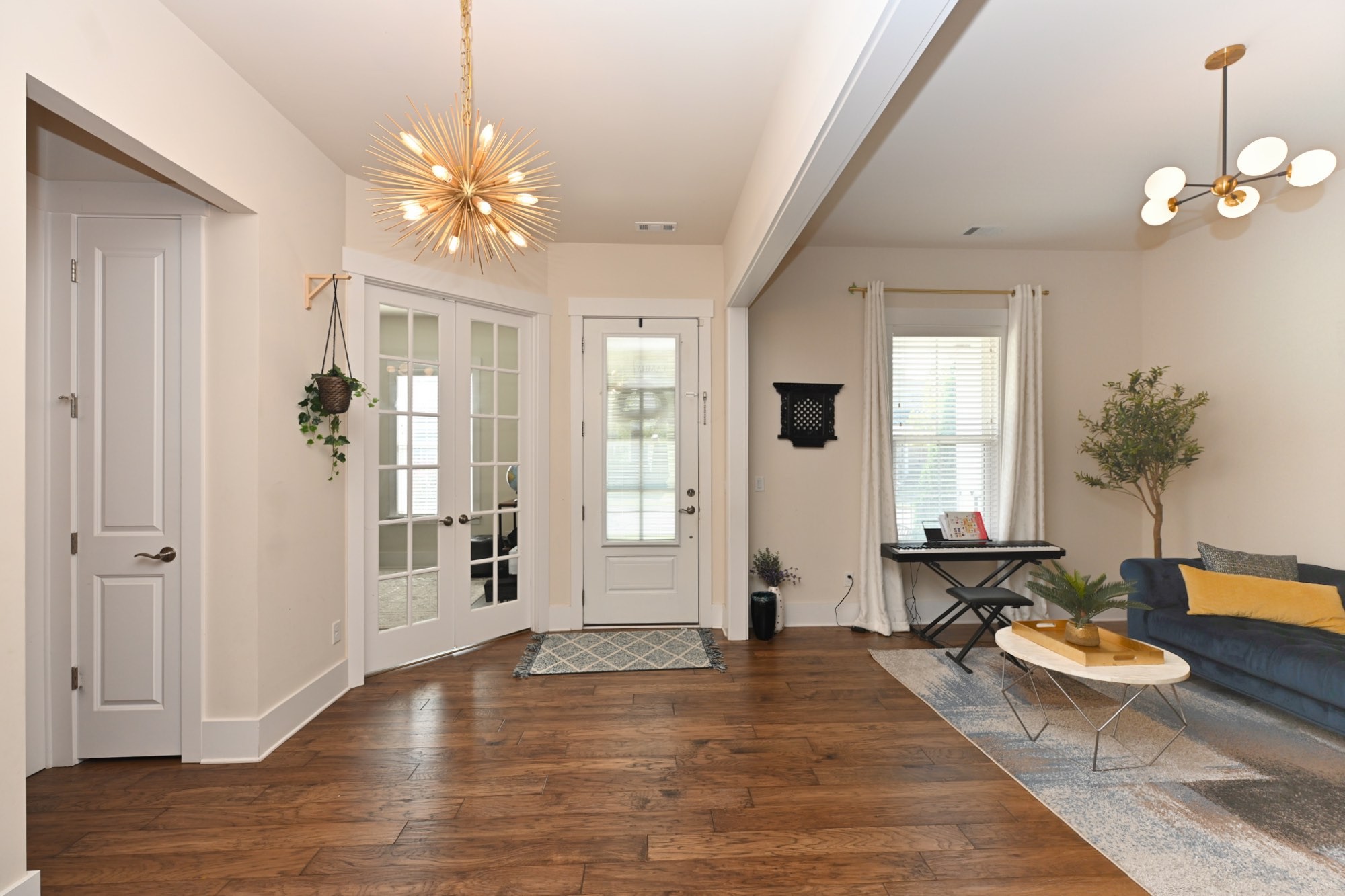 1038 Amelia Park Dr