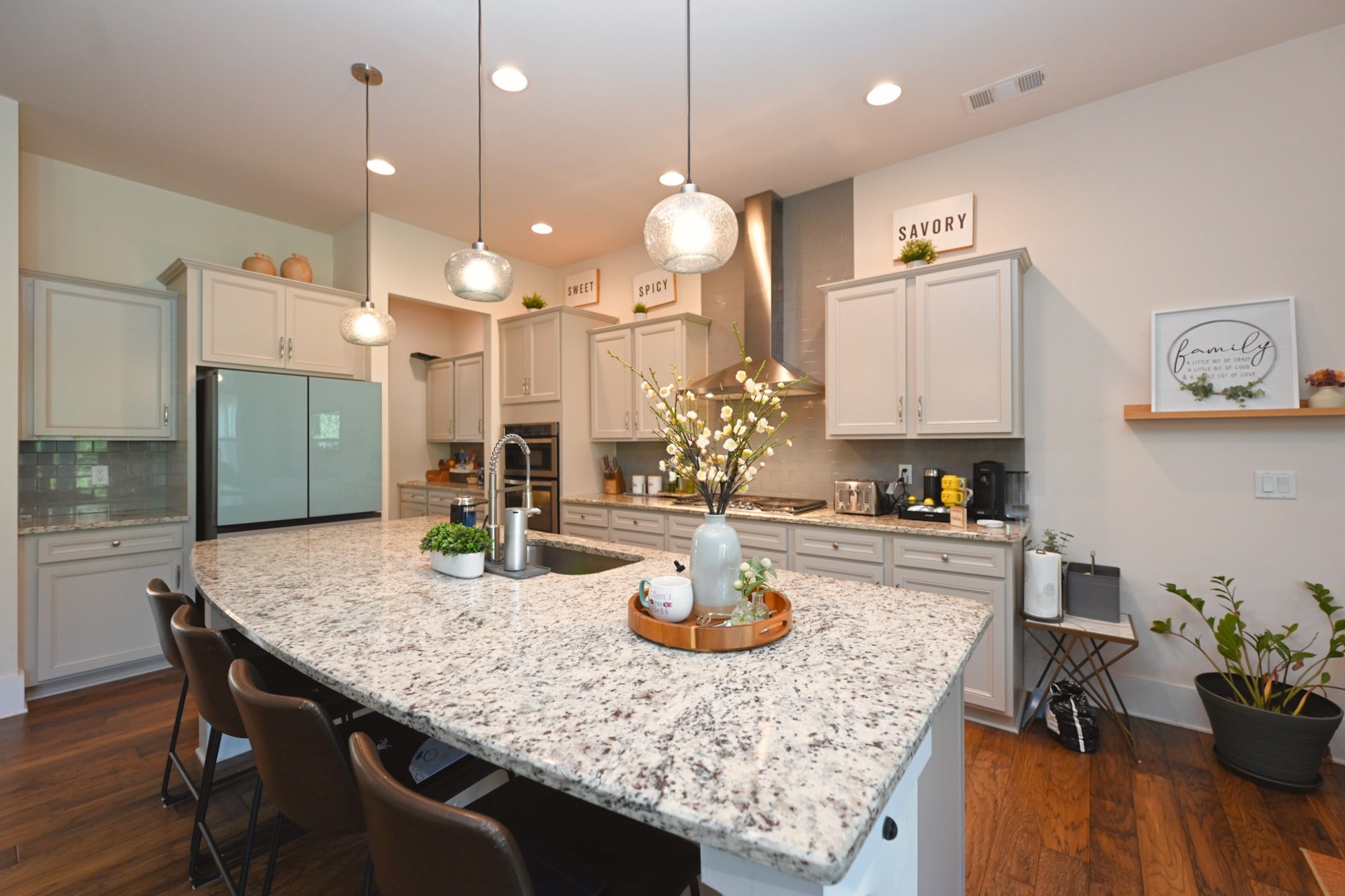 1038 Amelia Park Dr