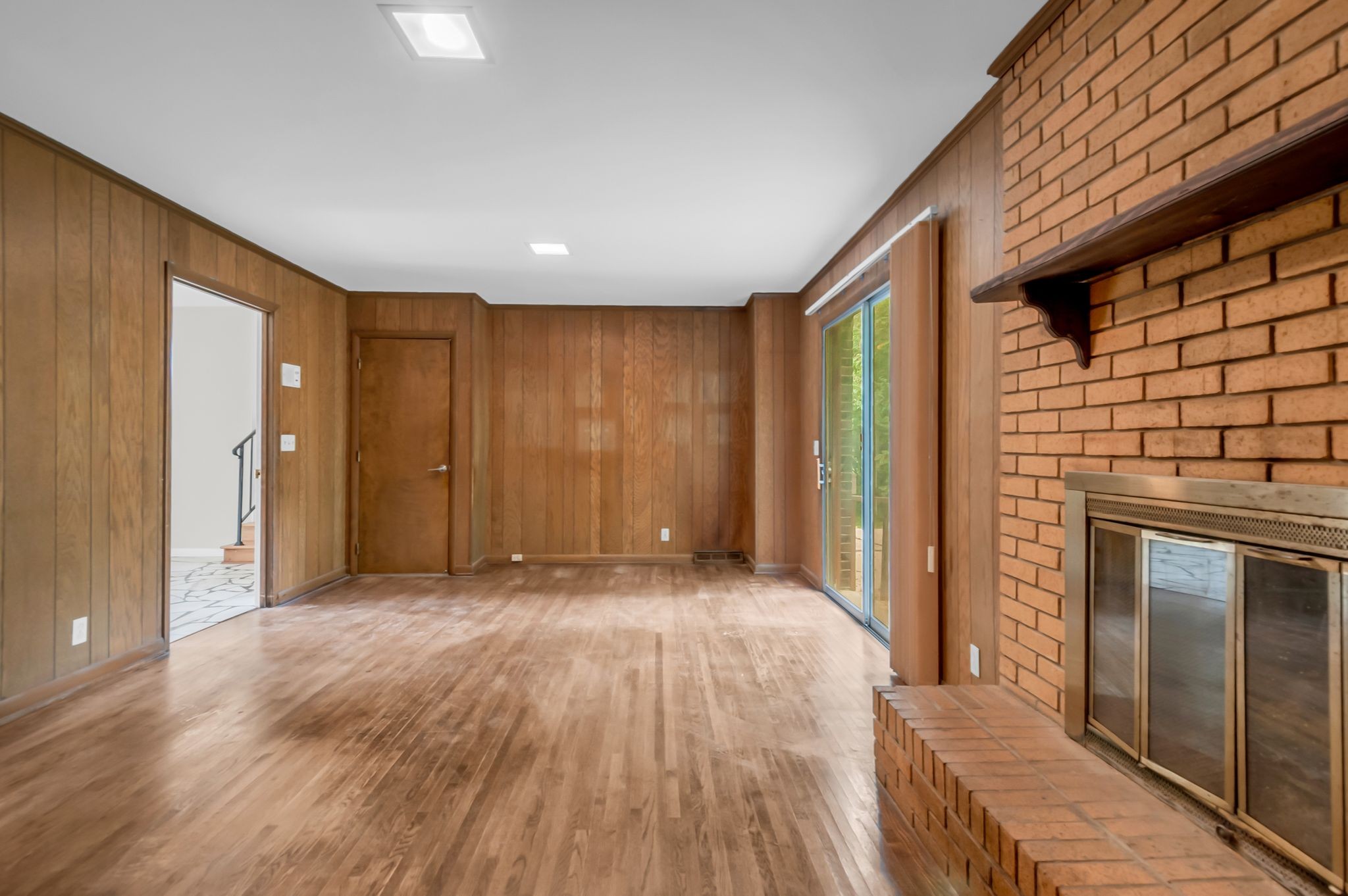 6828 Highland Park Dr