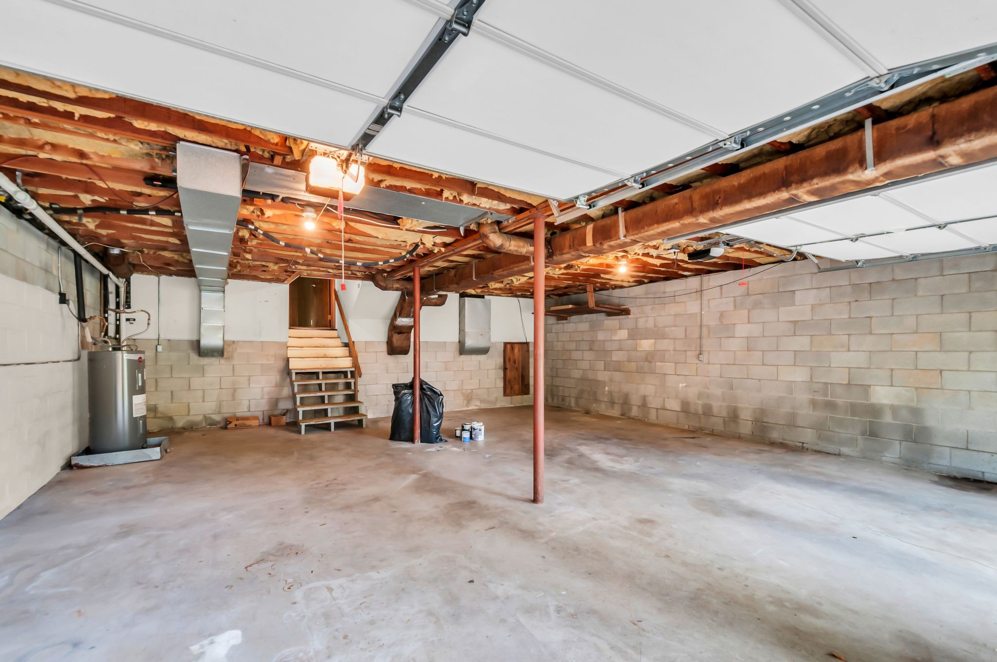 6828 Highland Park Dr