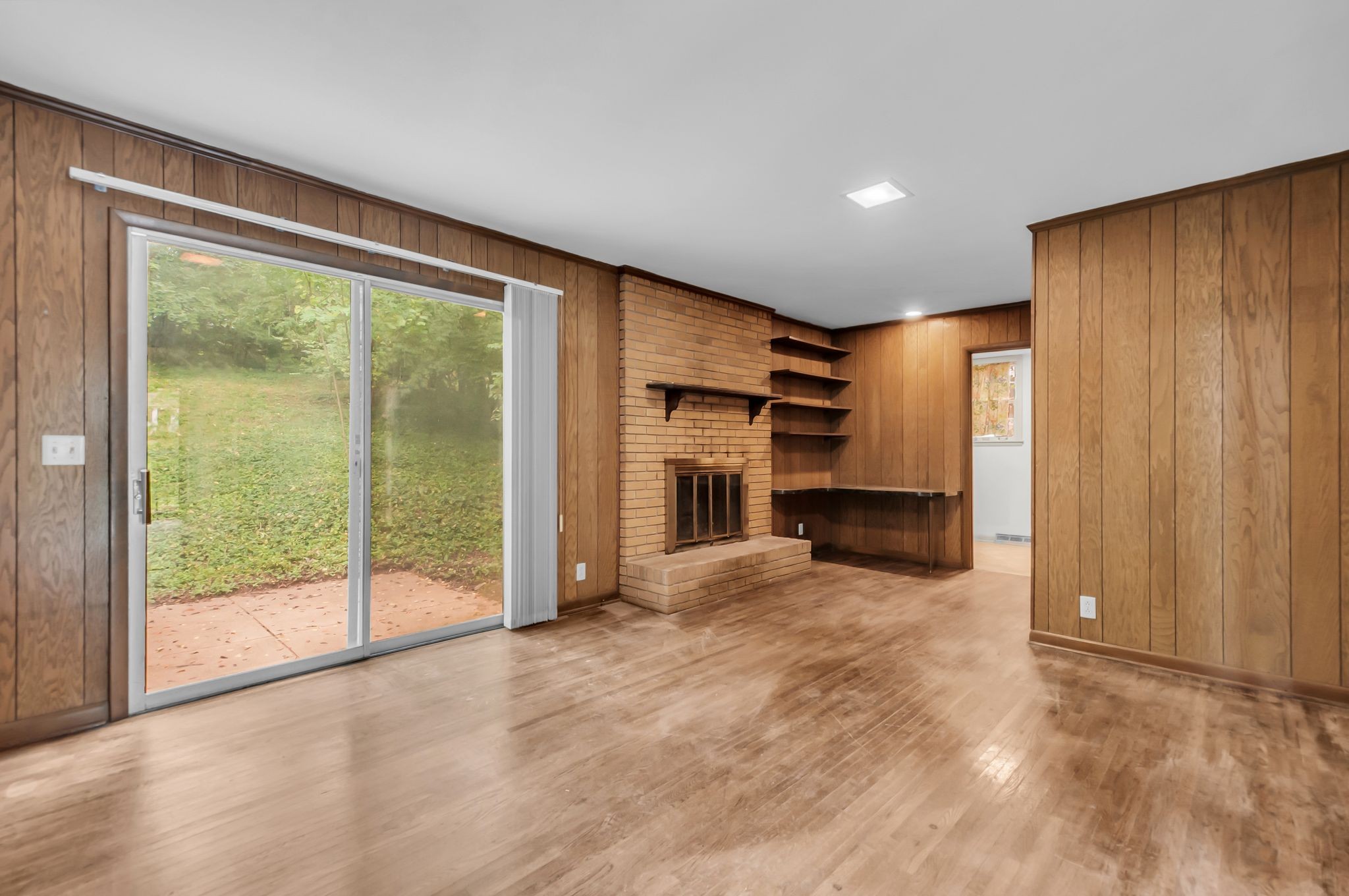 6828 Highland Park Dr