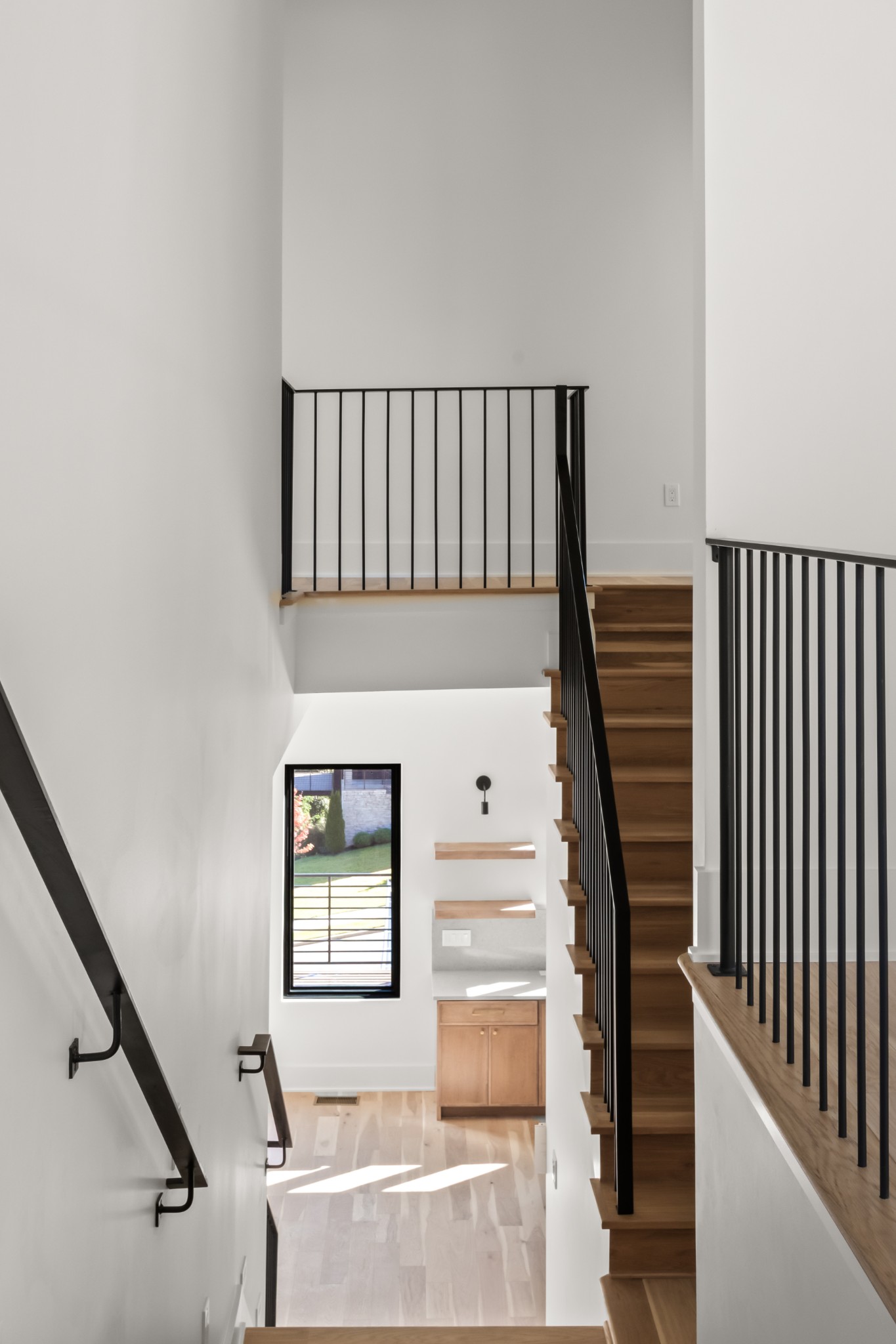 5817 Woodland Hills Dr