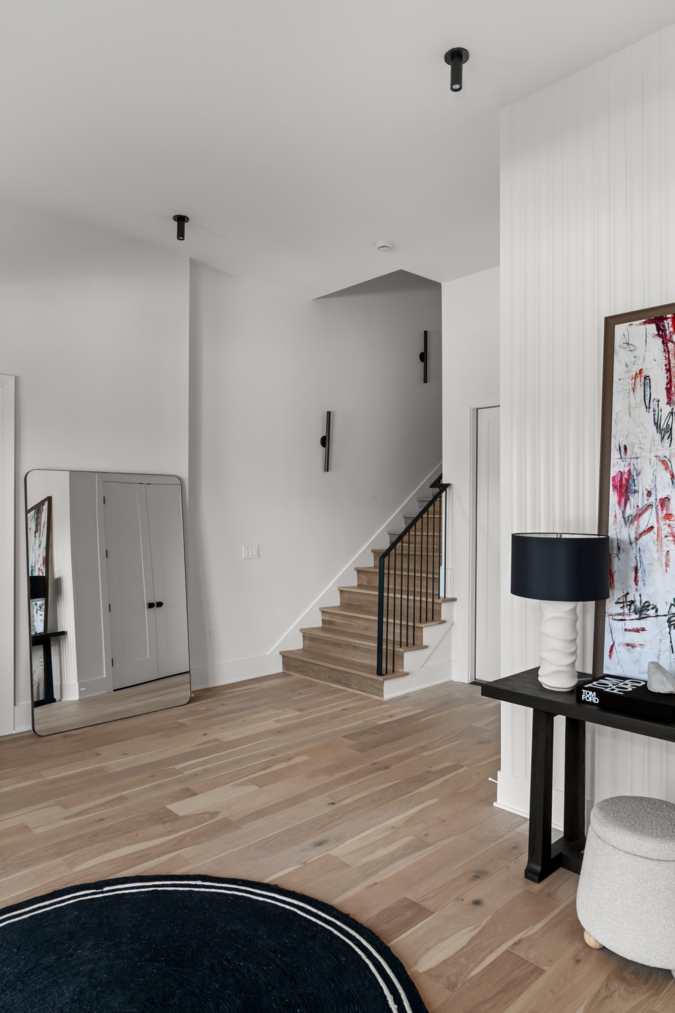 5817 Woodland Hills Dr