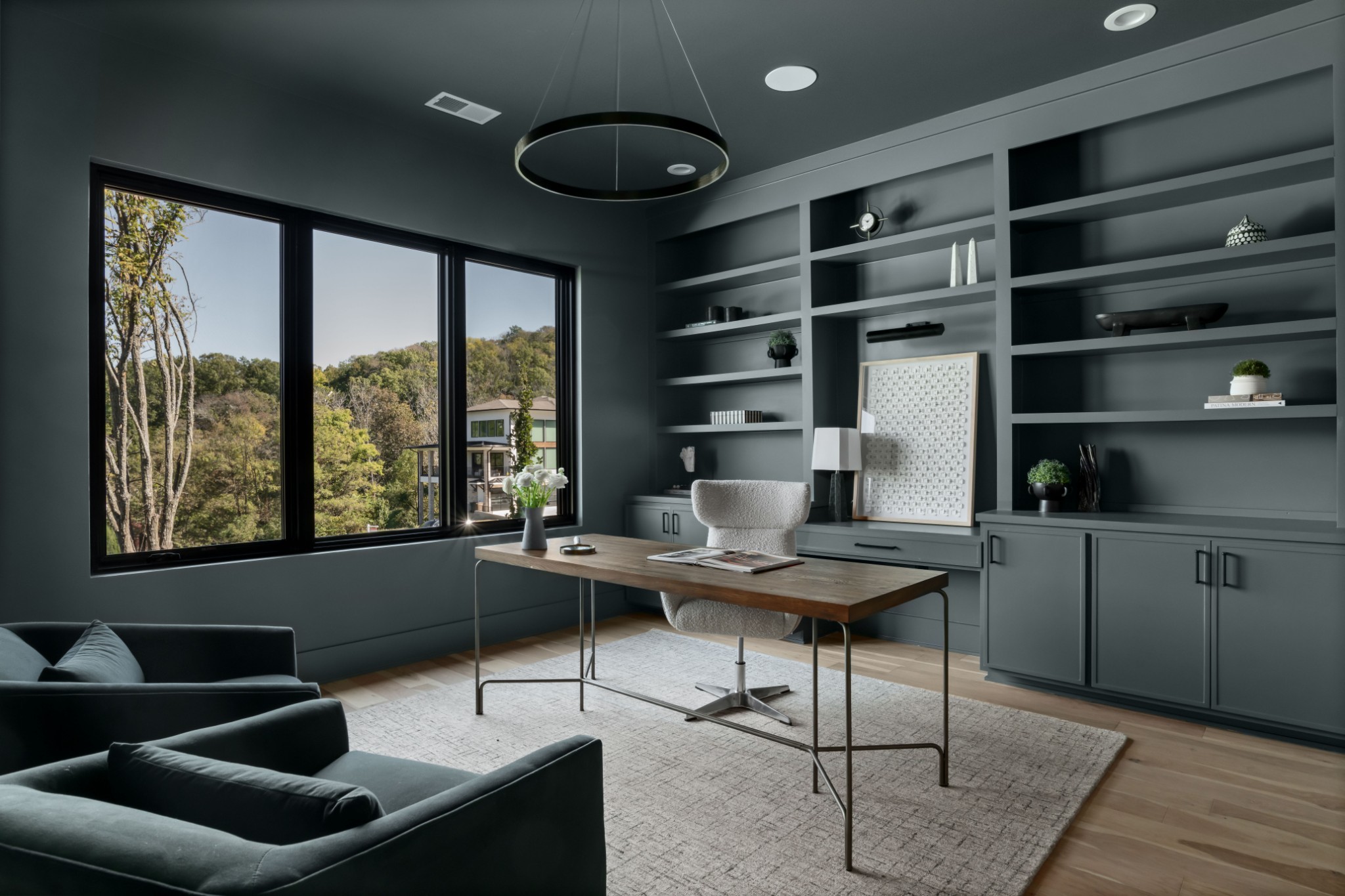 5817 Woodland Hills Dr