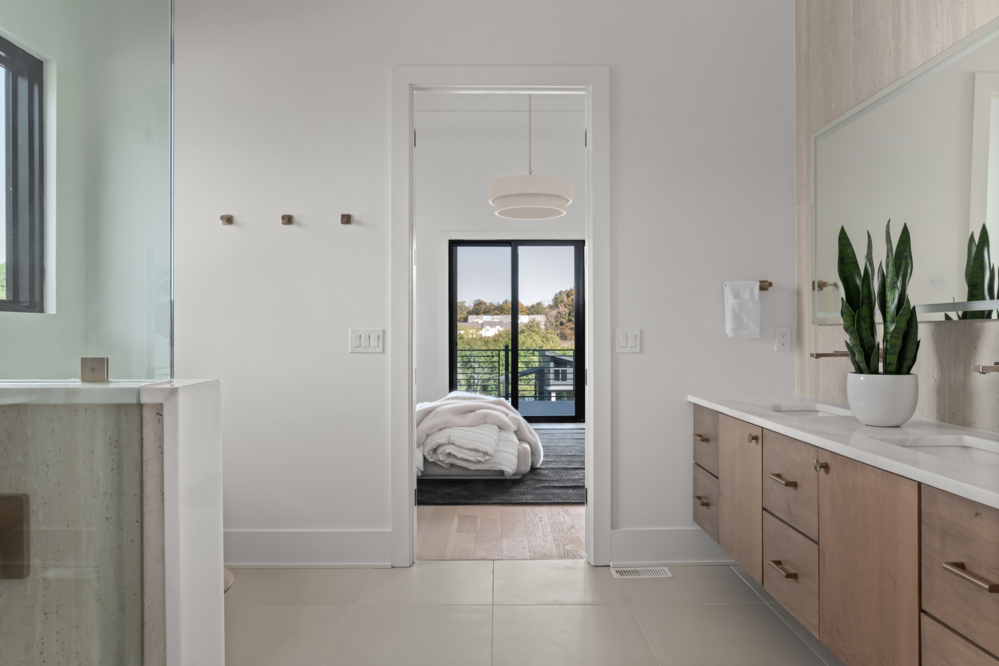 5817 Woodland Hills Dr