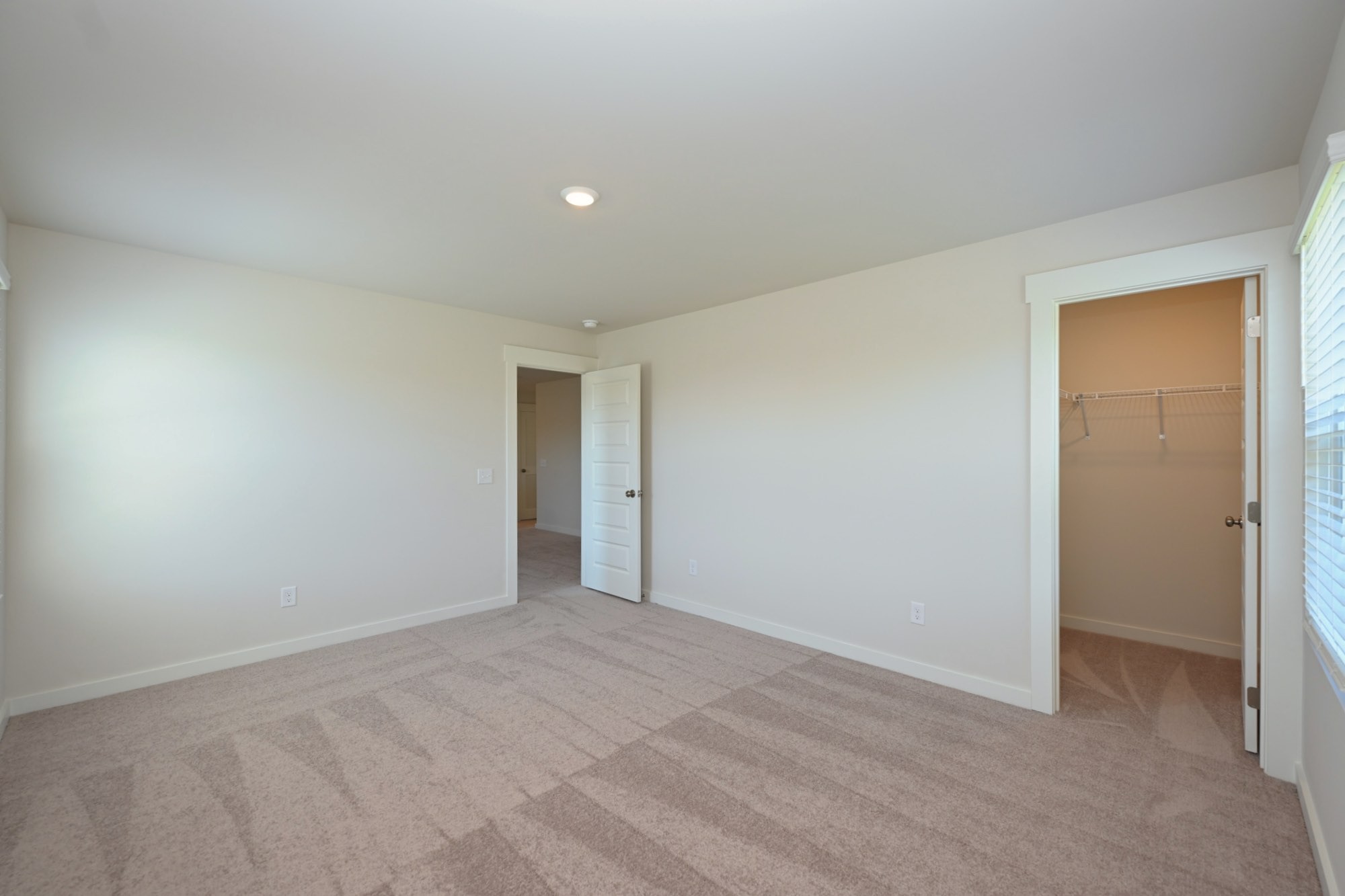 102 Crosby Dr
