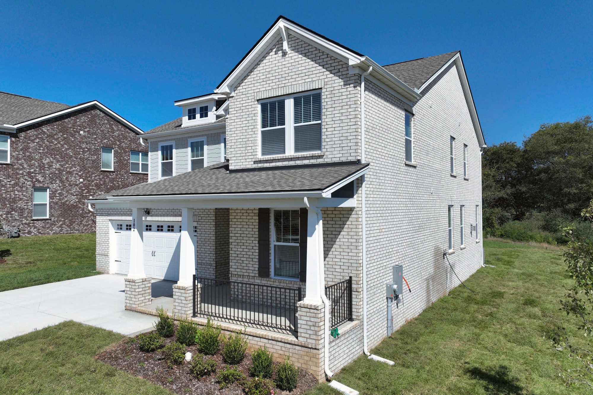 102 Crosby Dr