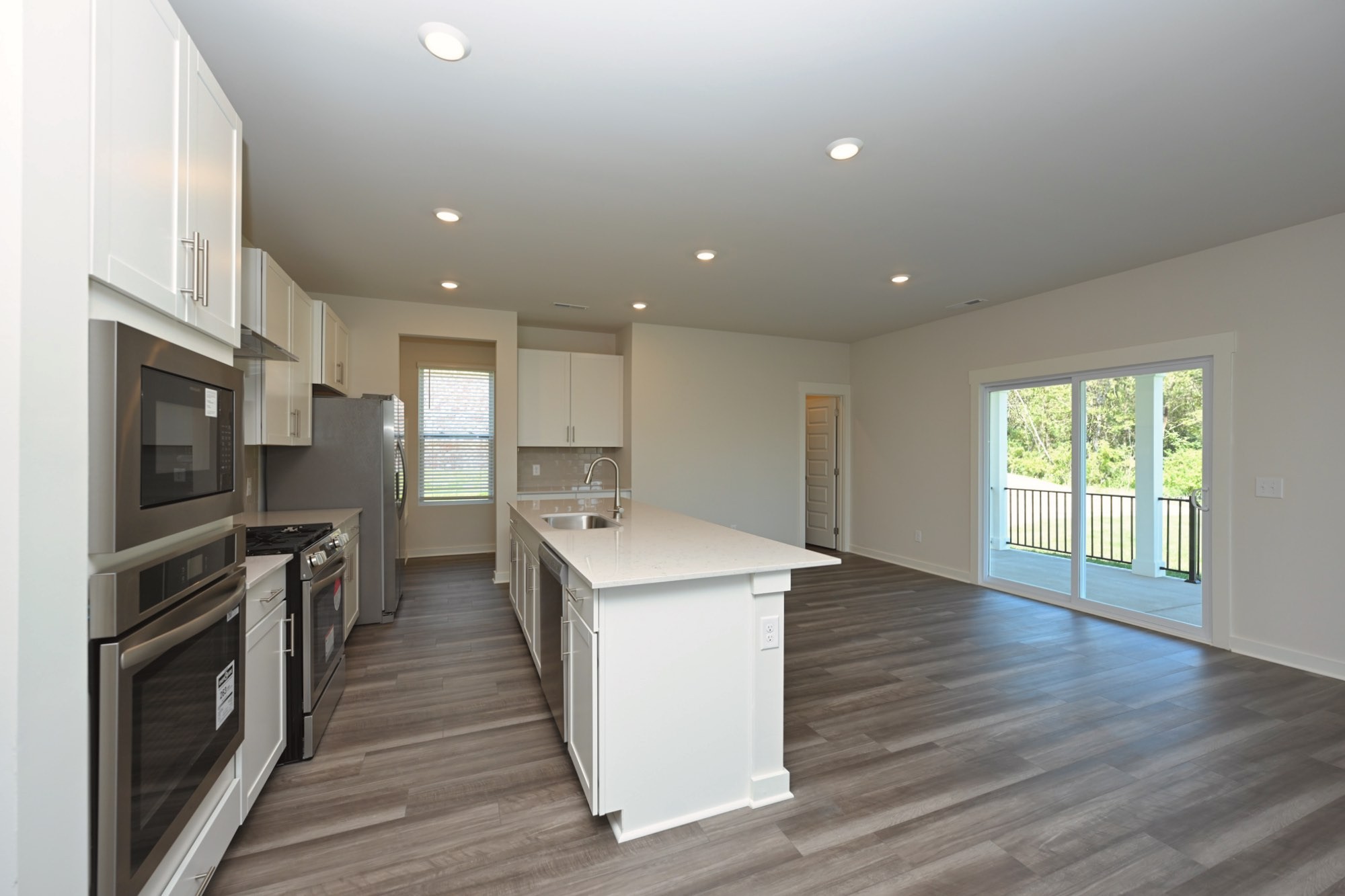 102 Crosby Dr