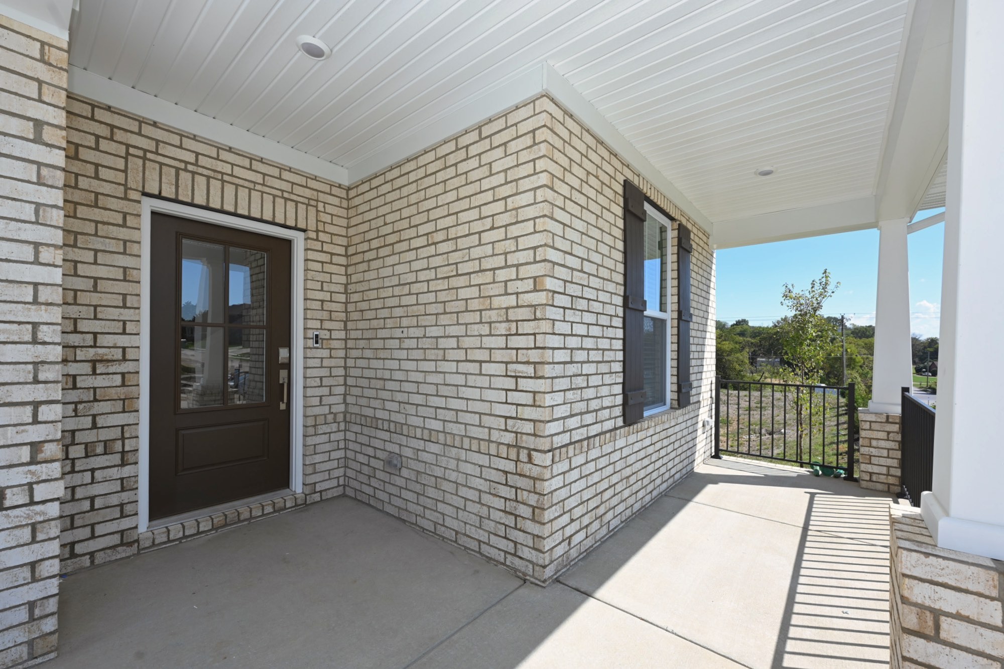 102 Crosby Dr