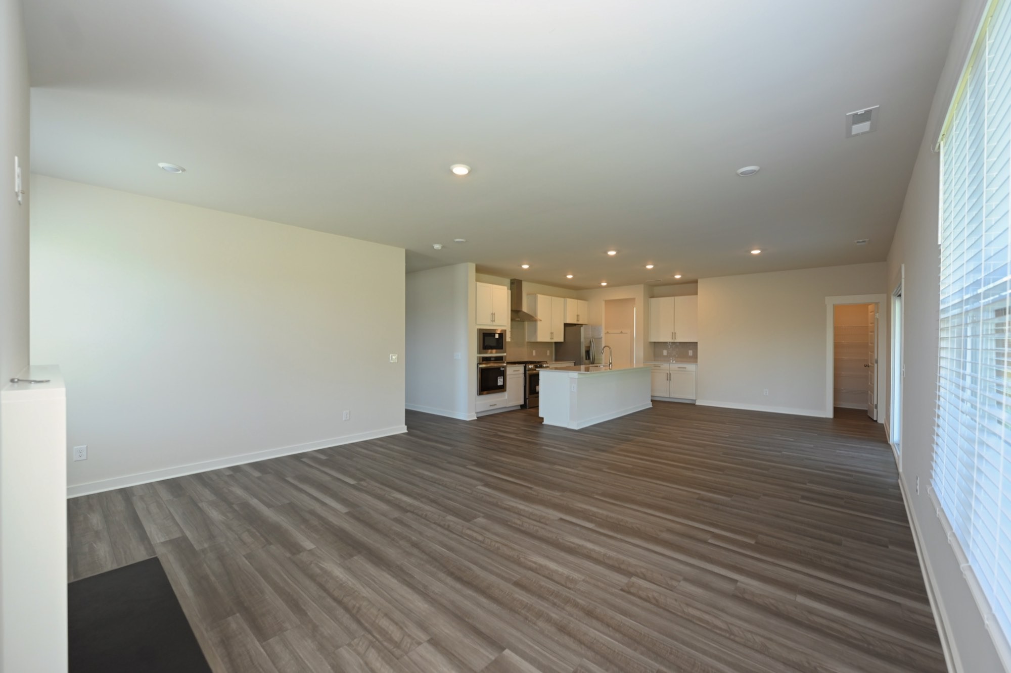 102 Crosby Dr