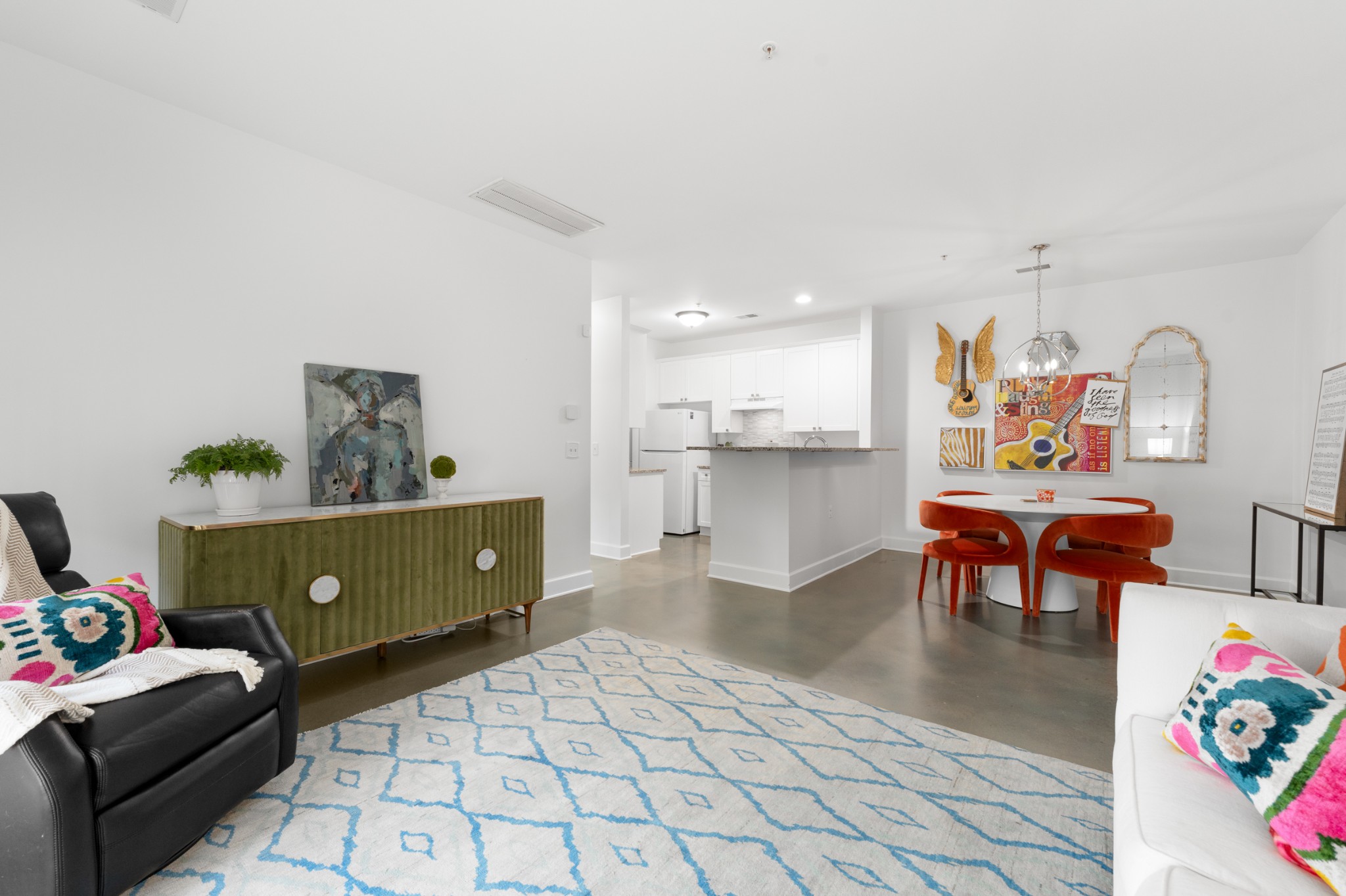 7219 Althorp Way Unit: L4