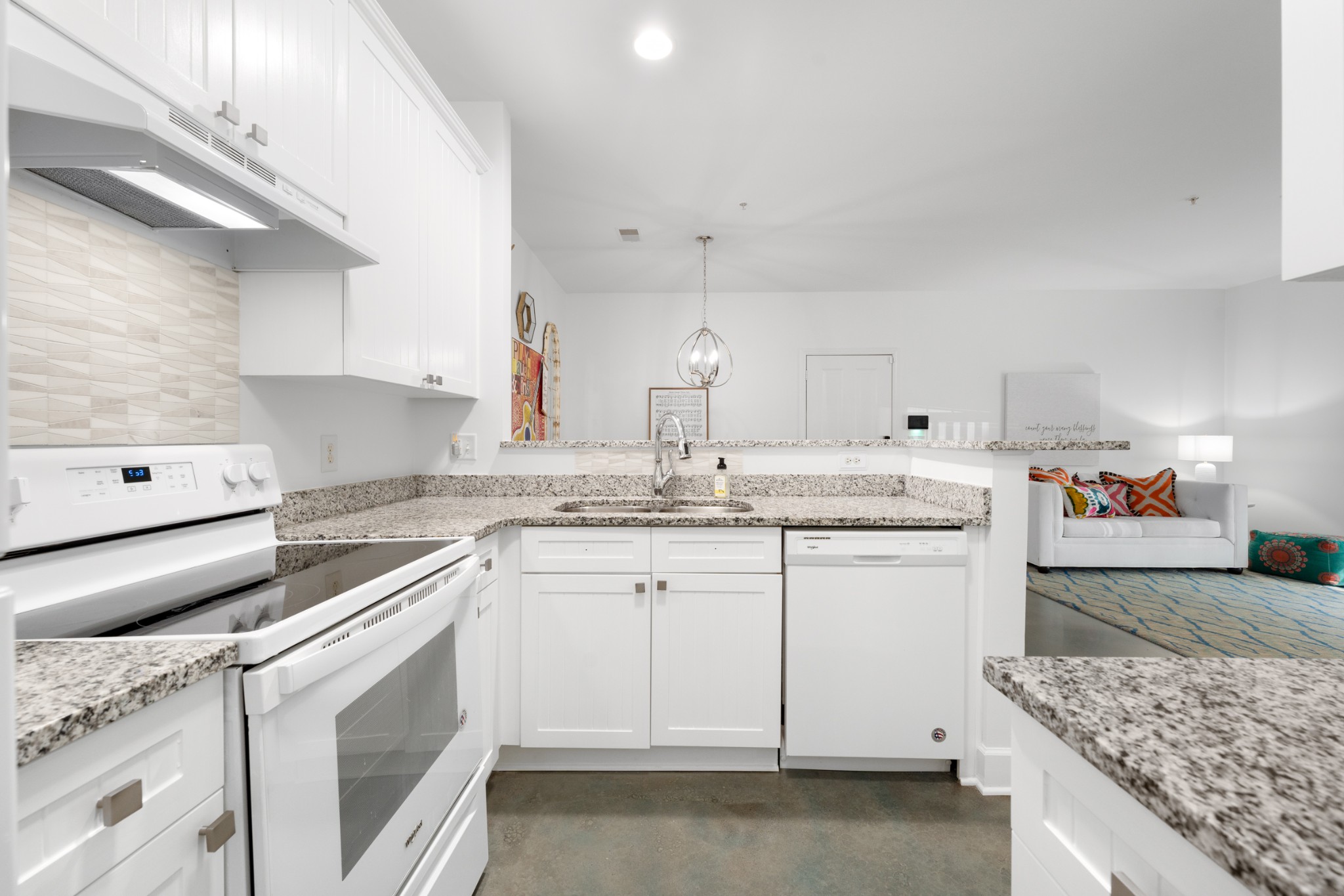 7219 Althorp Way Unit: L4