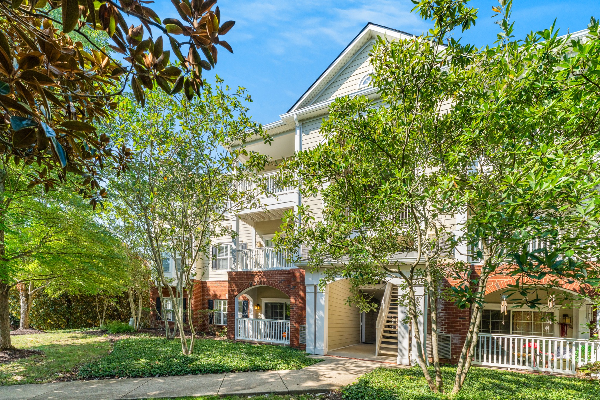 7219 Althorp Way Unit: L4