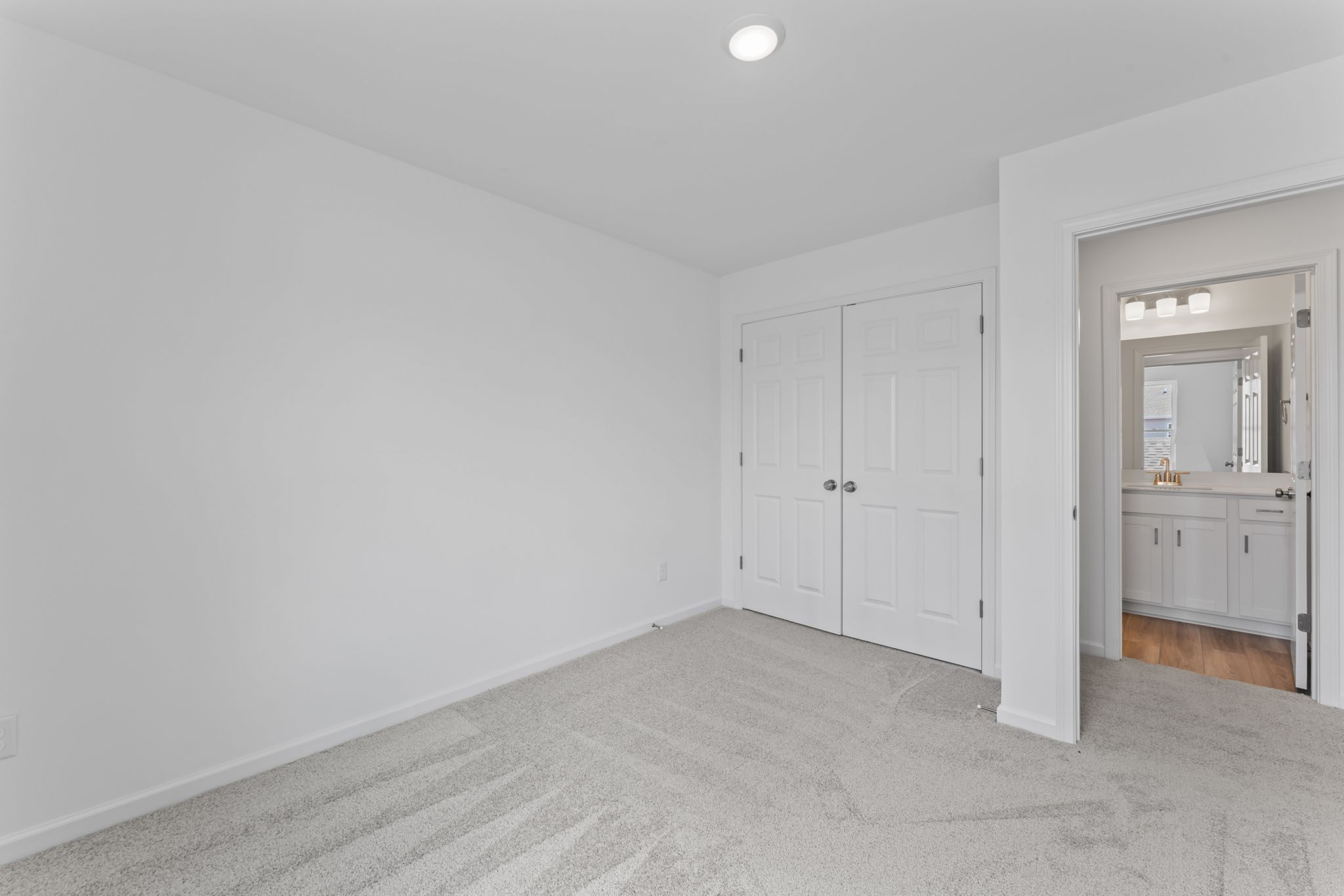 2900 Suzanne Landon Dr Unit: E2