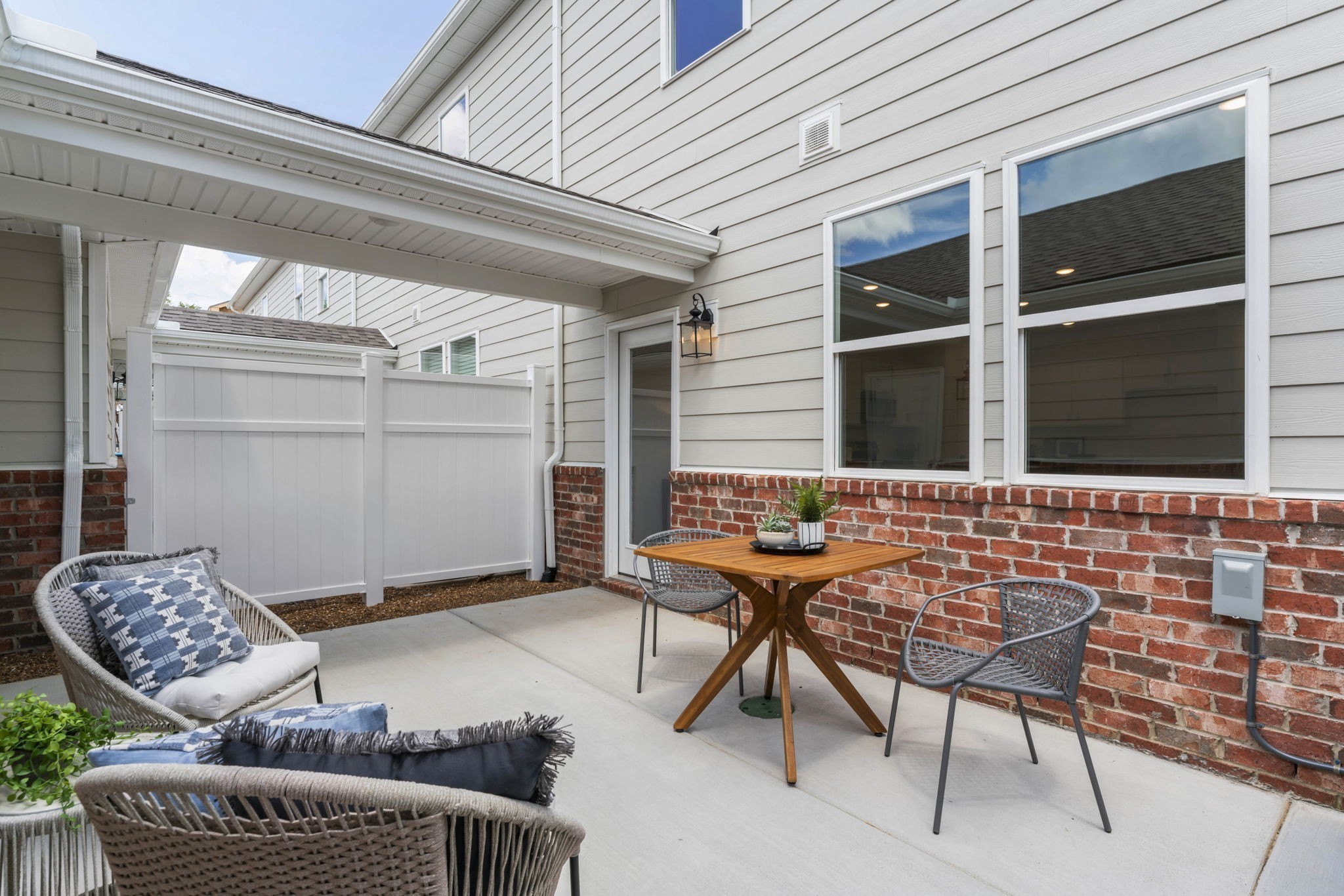 2900 Suzanne Landon Dr Unit: E2