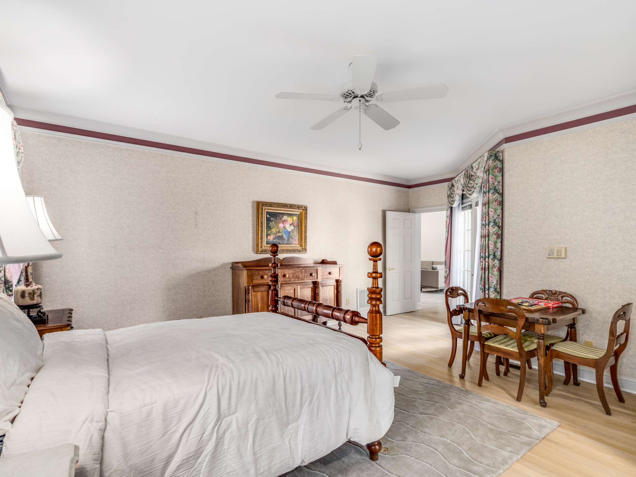 22 Bosley Oaks