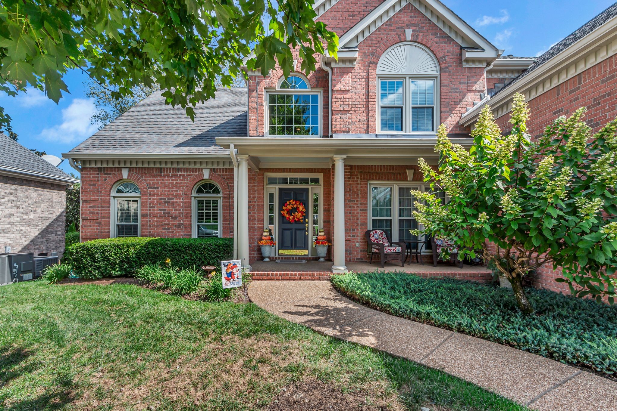 282 Noah Dr
