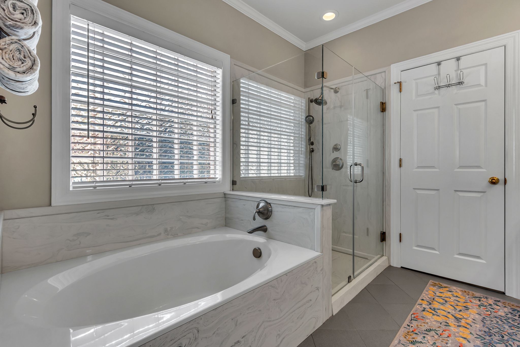 282 Noah Dr