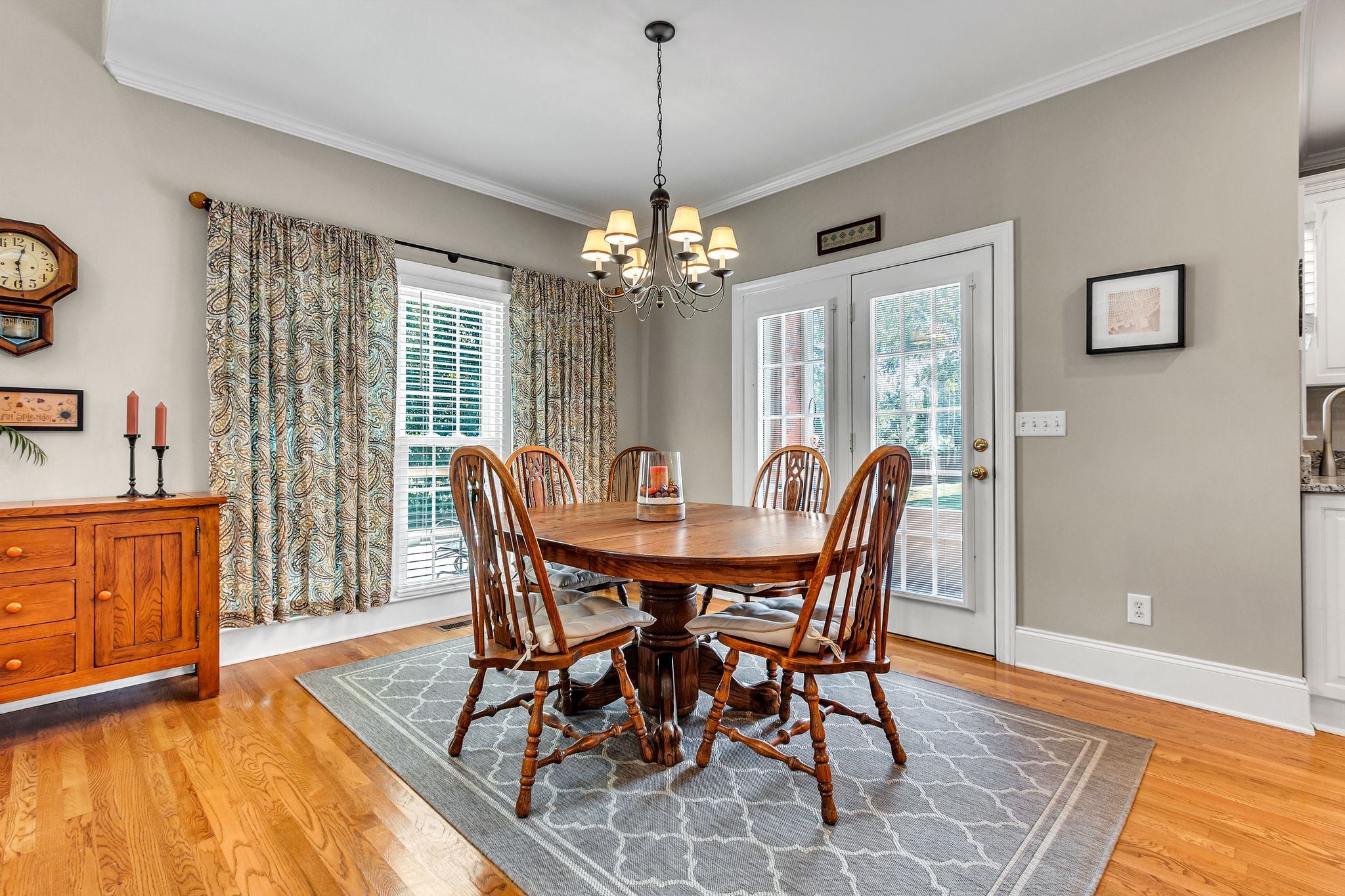 282 Noah Dr