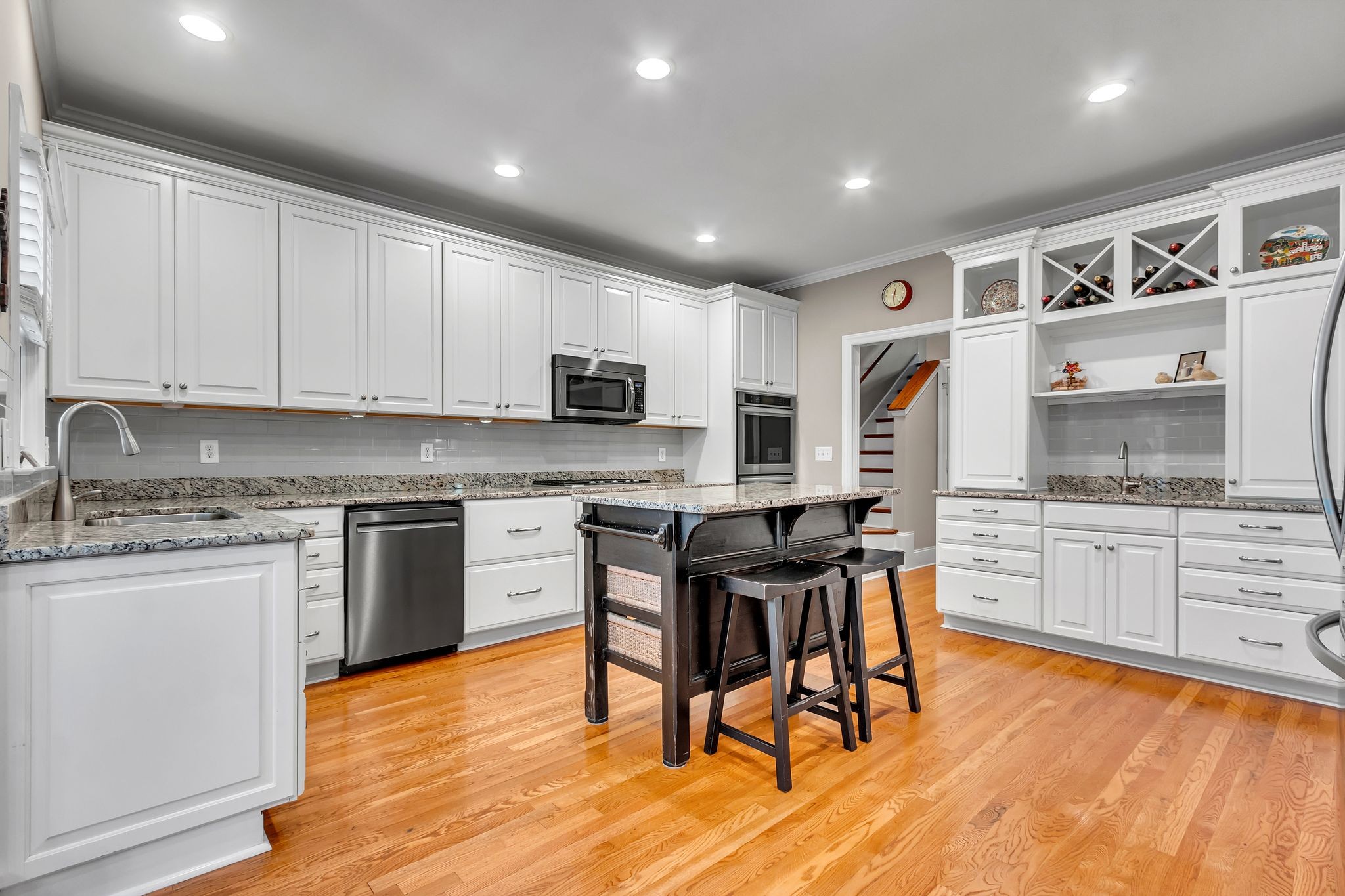 282 Noah Dr
