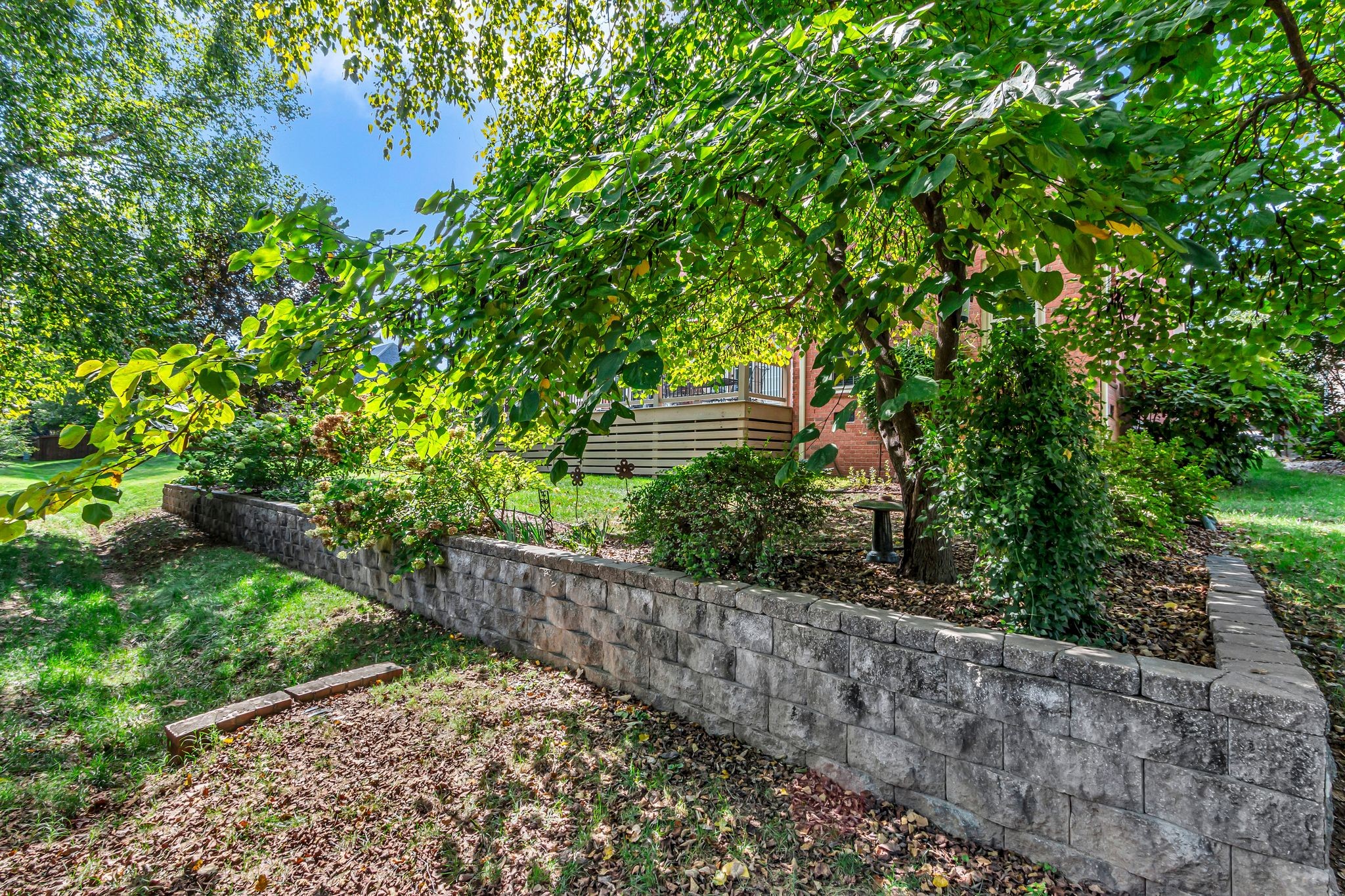 282 Noah Dr