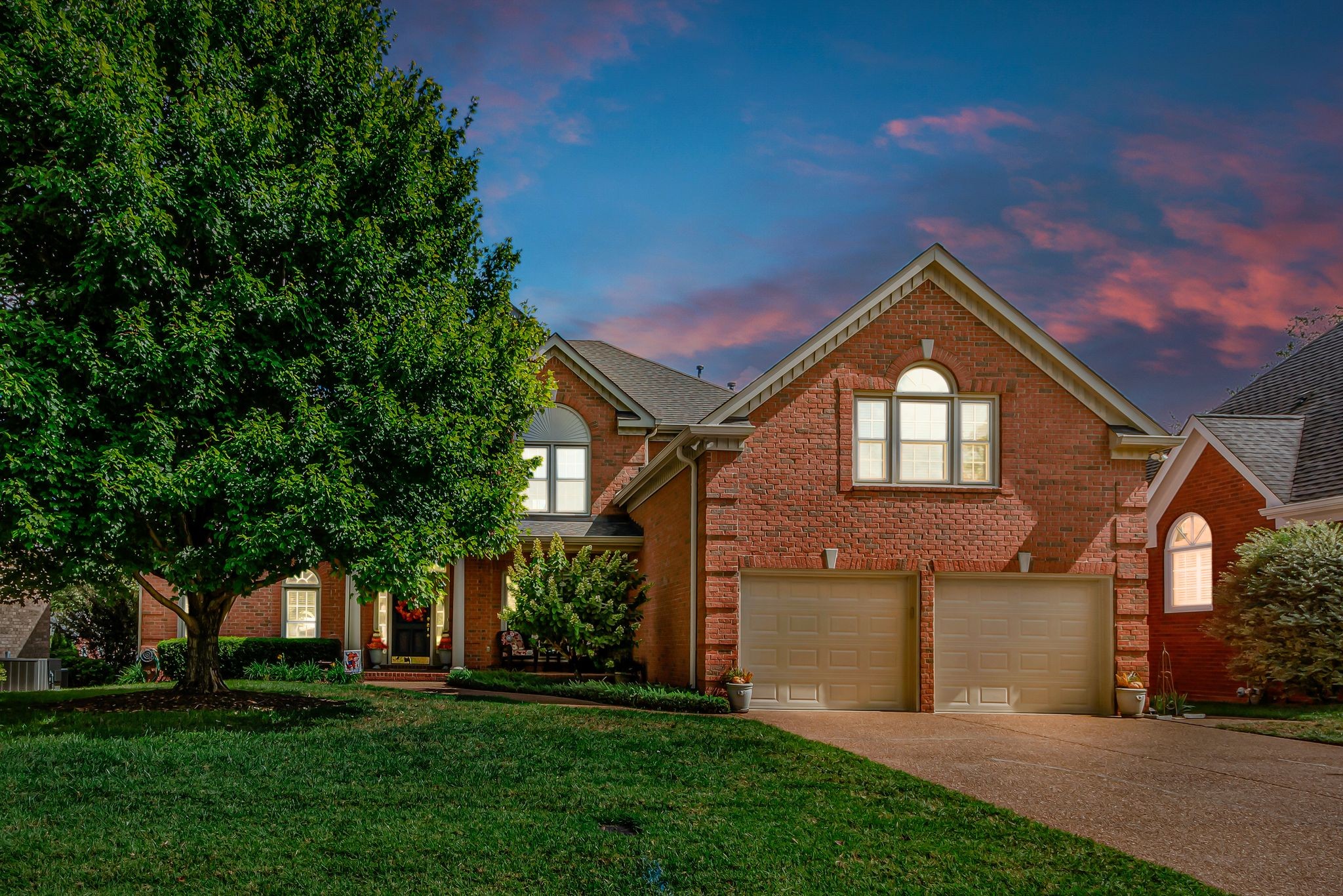 282 Noah Dr