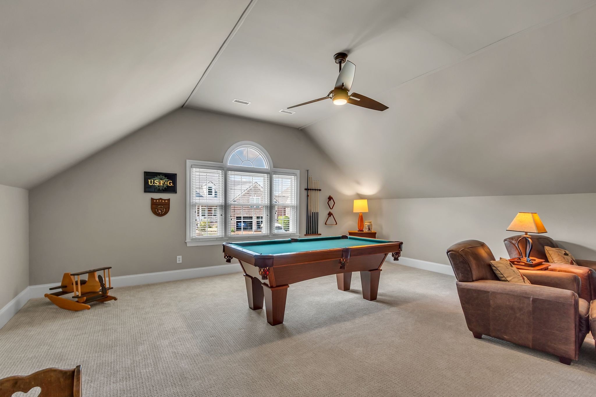 282 Noah Dr