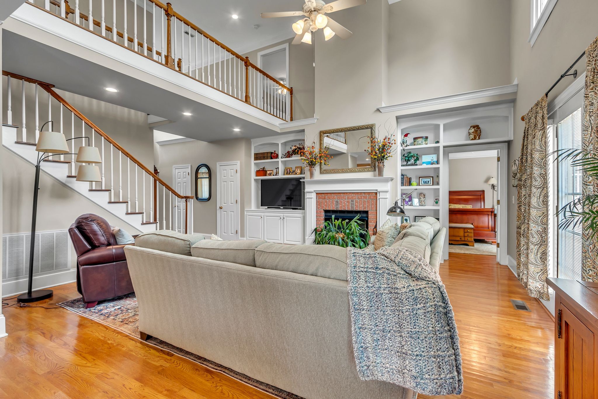 282 Noah Dr