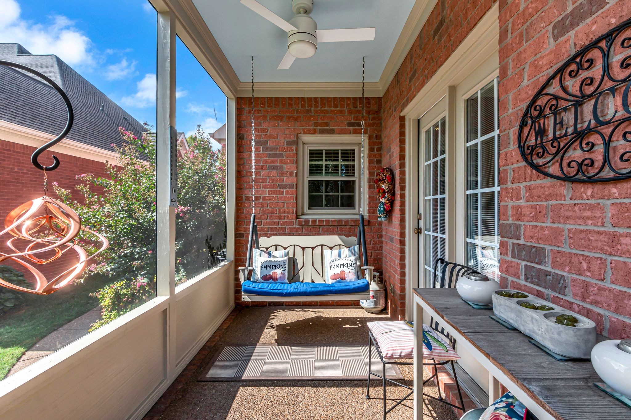 282 Noah Dr