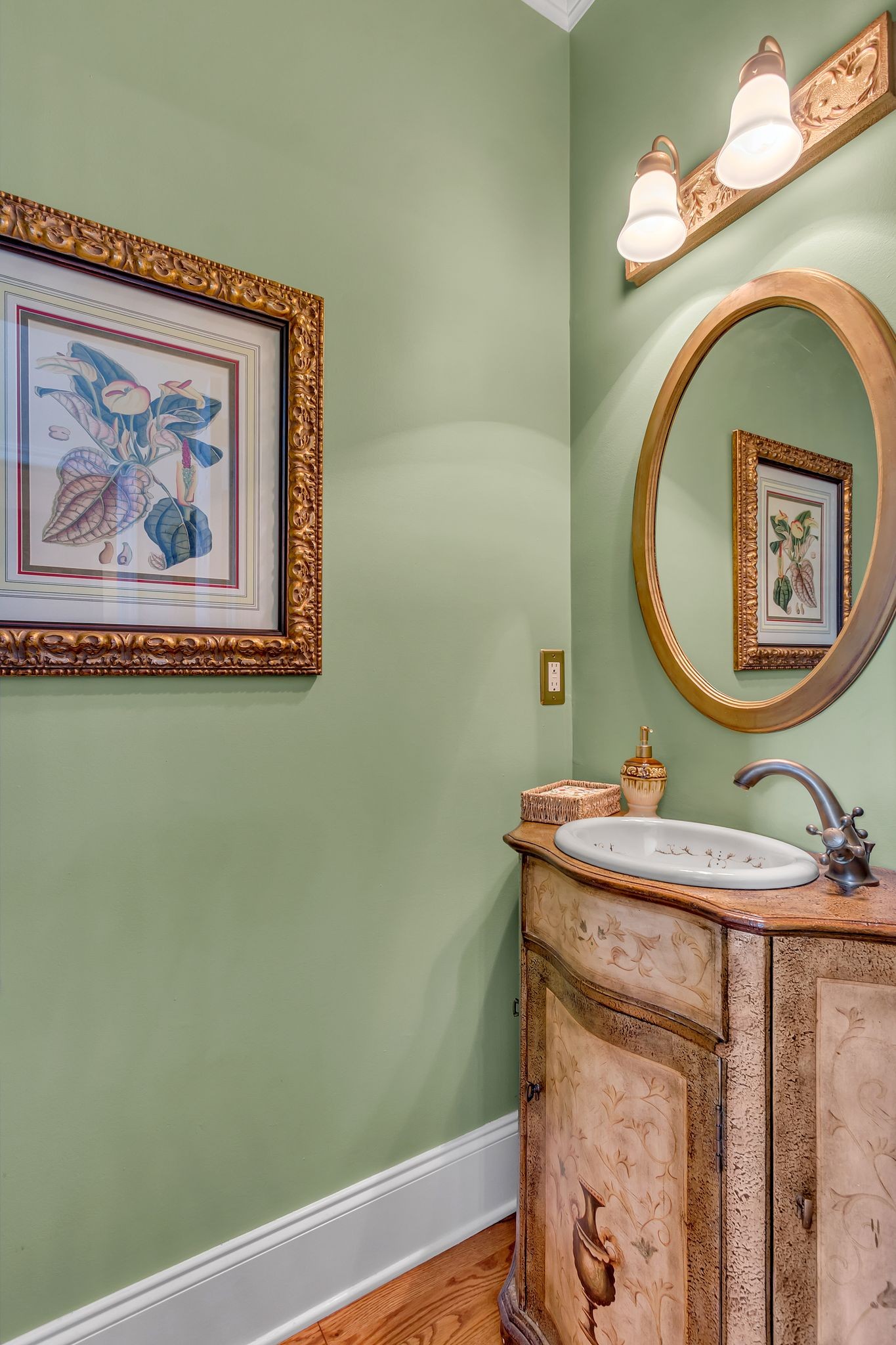 282 Noah Dr