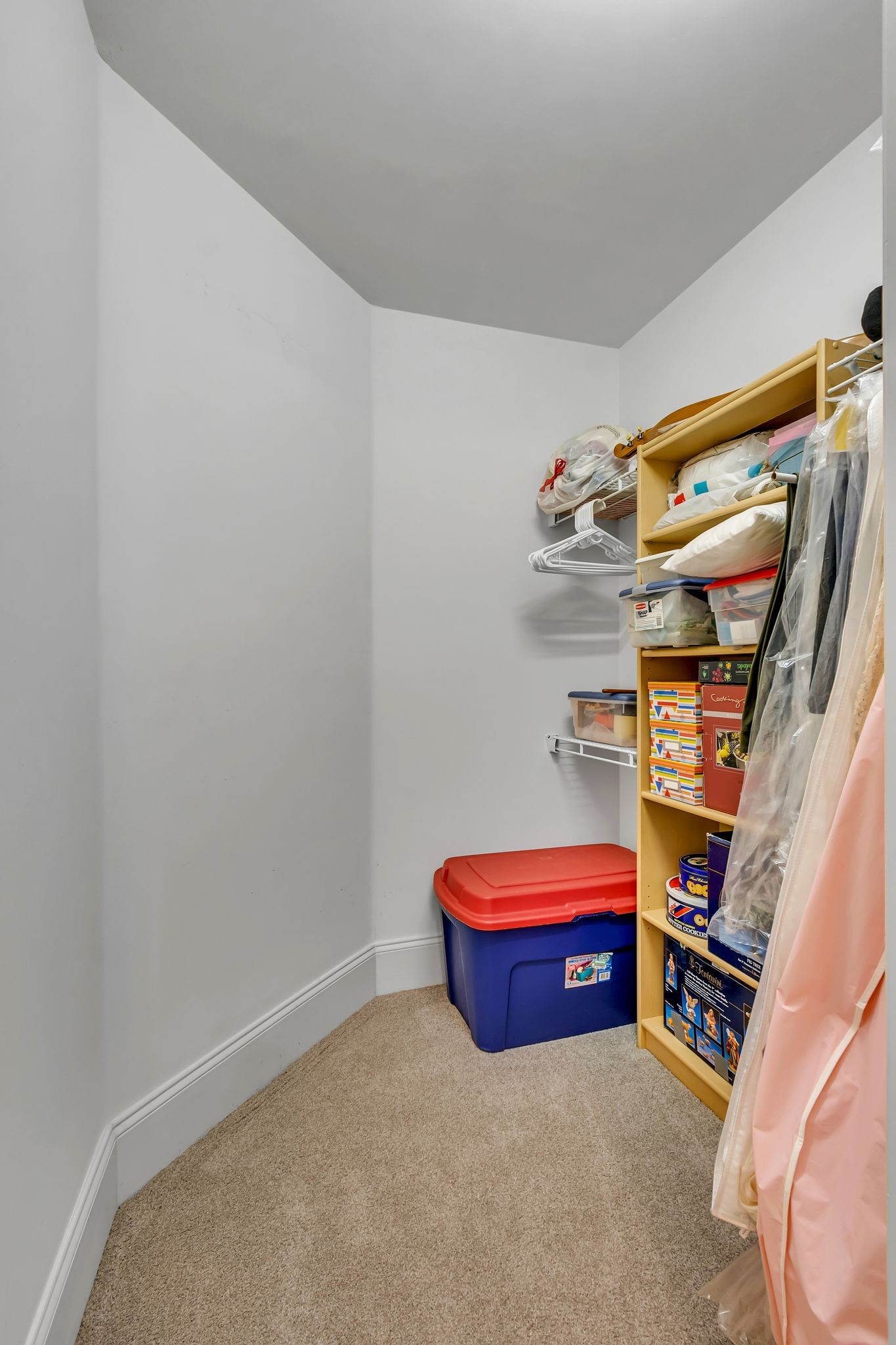 282 Noah Dr