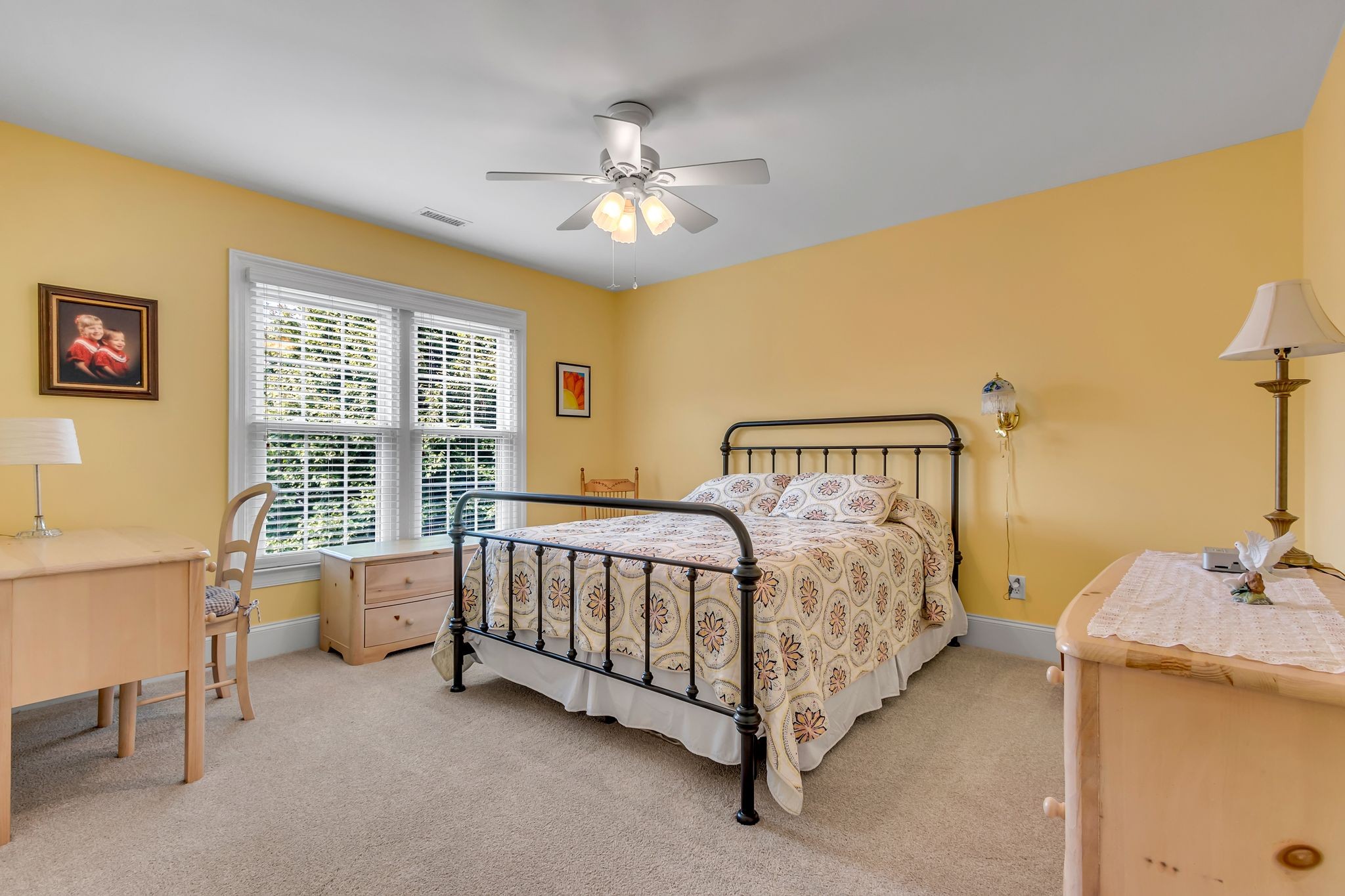282 Noah Dr