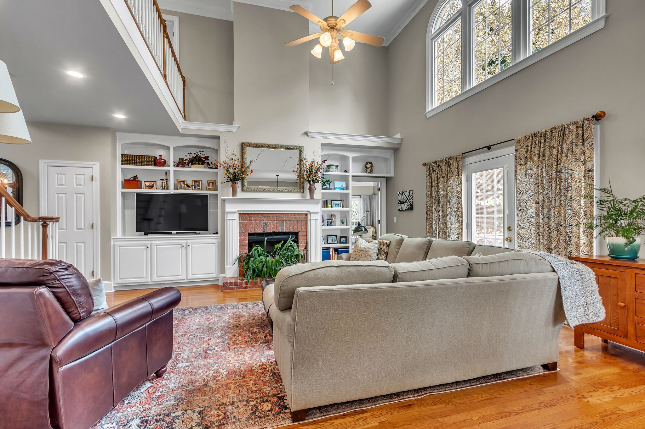 282 Noah Dr